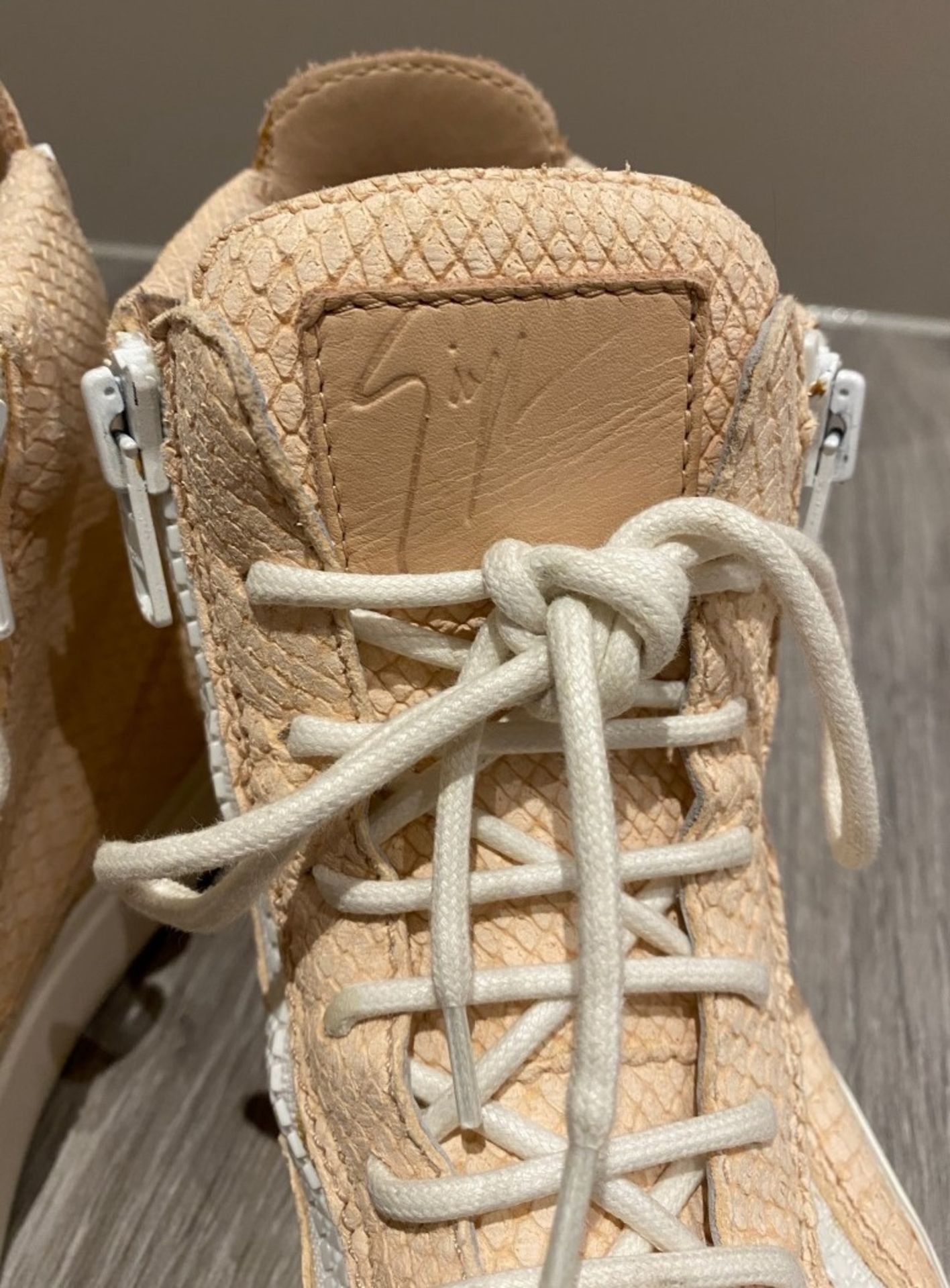 1 x Pair Of Genuine Guiseppe Zanotti Sneakers In Light Pink - Size: 36 - Preowned in Worn Condition - Image 4 of 6