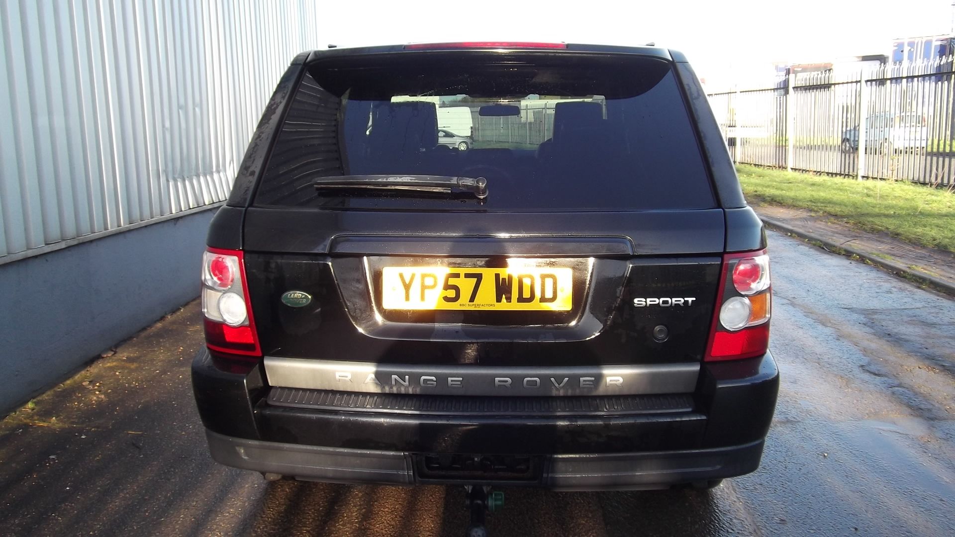 2007 Land Rover Range Rover Sport 2.7 TDV6 5Dr 4x4 - CL505 - NO VAT ON THE HAMMER - Locatio - Image 13 of 17