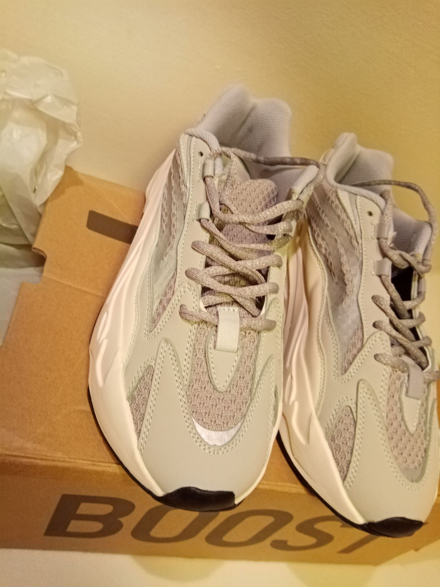 1 x DESIGNER Adidas Yeezy boost 700 V2 Trainers - Mens Size UK 9.5 - RRP £1,048 - Collectors - Image 3 of 4