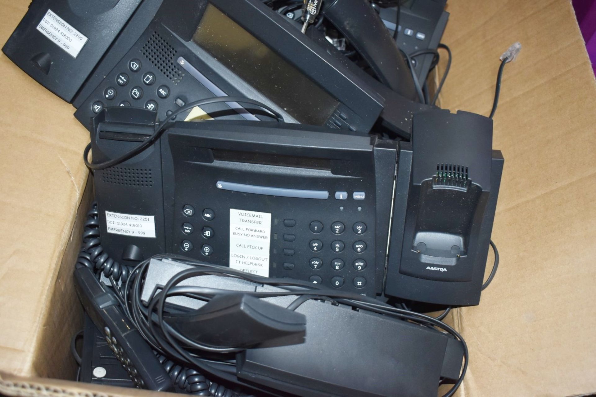 22 x Astra Office Telephones - Various Models Included - Removed From a Working Office Environment - Image 5 of 7