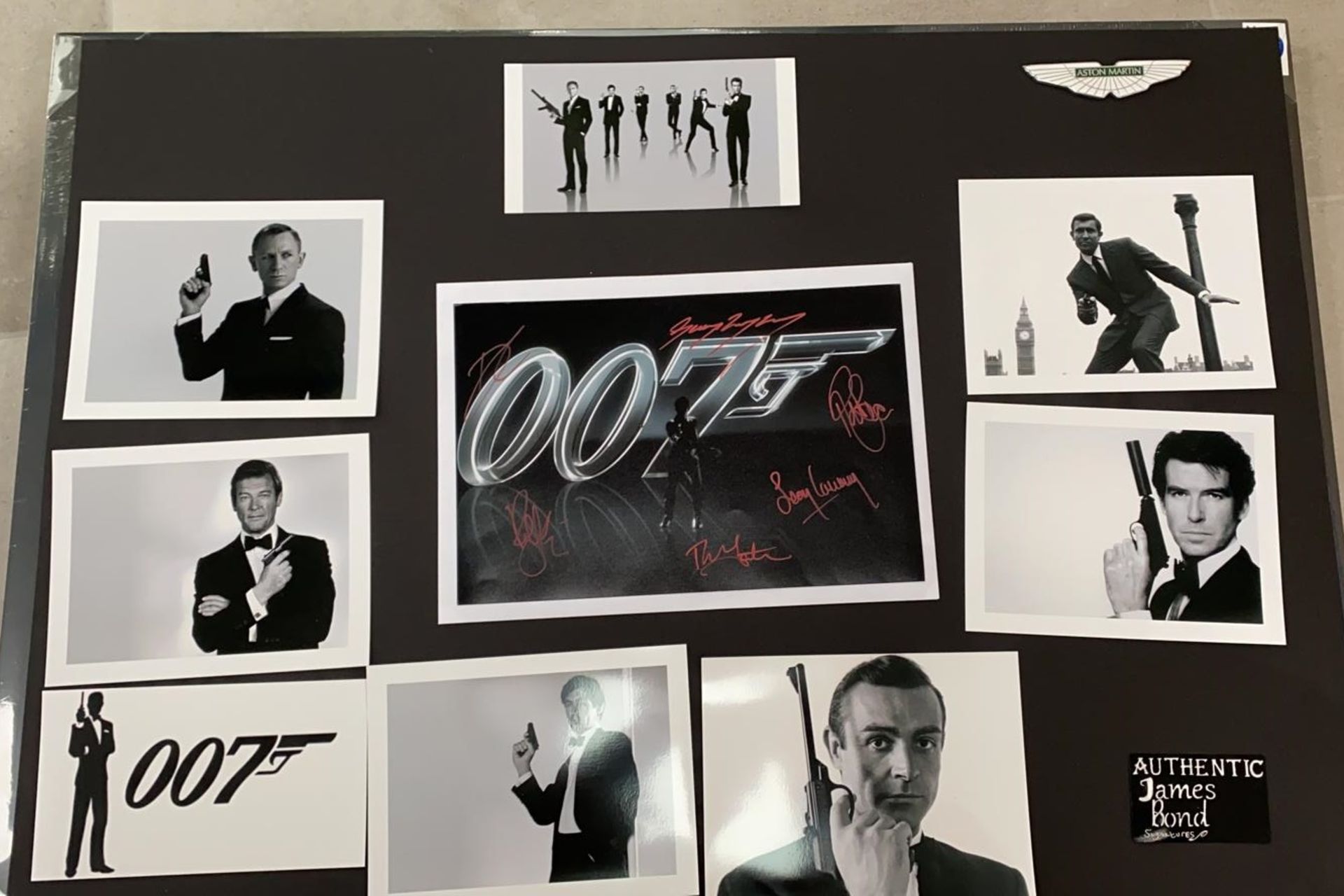 1 x Signed Autograph Picture - JAMES BOND 007 - Multi Cast James Bond Autographs By 6 James Bond