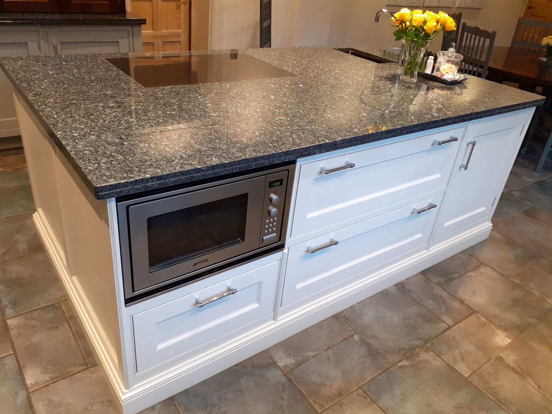 1 x Bespoke Solid Wood Painted Kitchen Beautifully Appointed With Granite Worktops, Central Island - Image 17 of 75