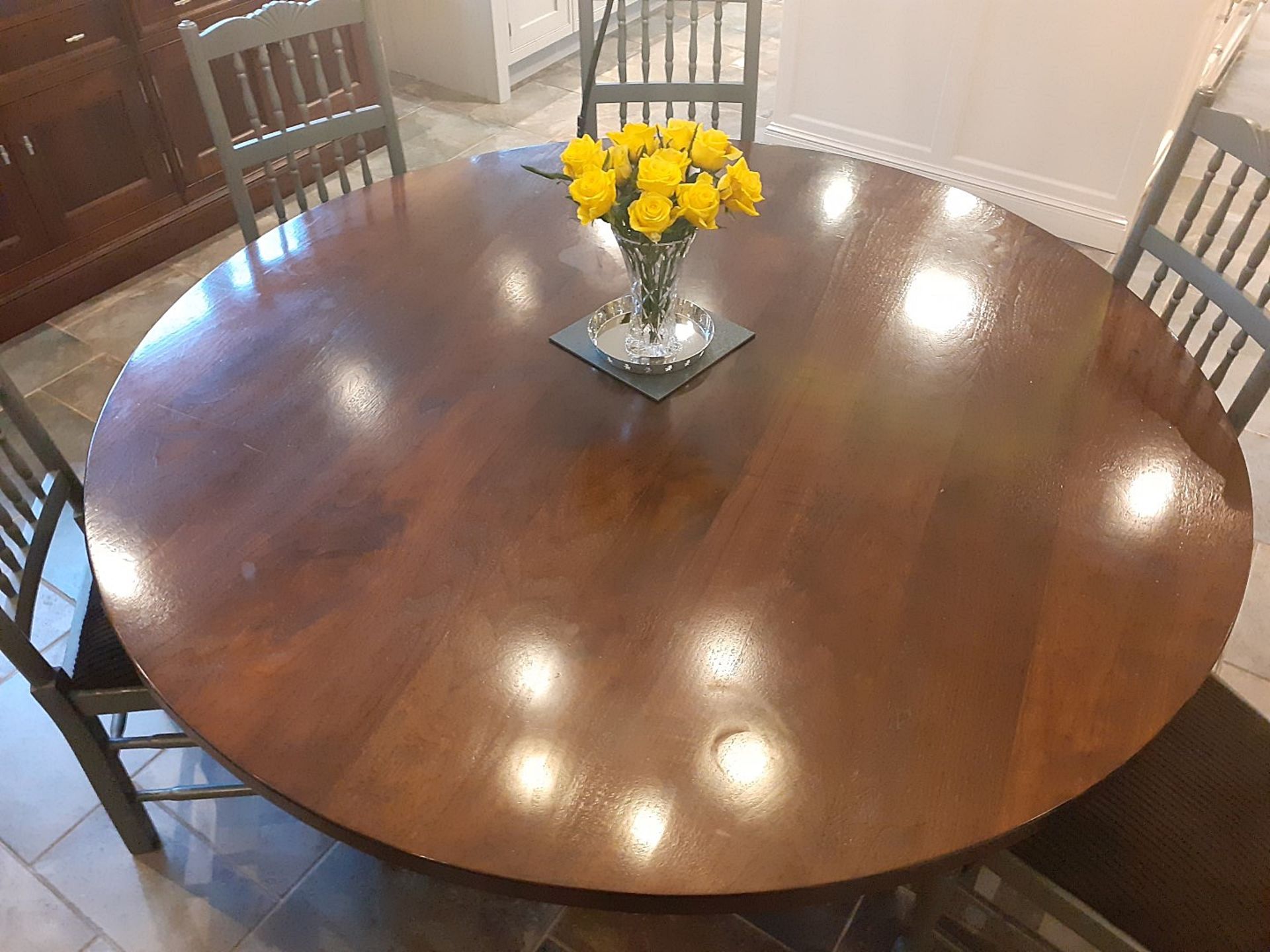 1 x Solid Wood Round Dining Table - NO VAT ON THE HAMMER - Image 4 of 8