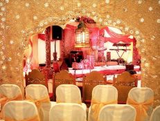 1 x Professional Wedding Venue Curtain Archway Backdrop Boarder Hanging In Gold - 8ft x 10ft