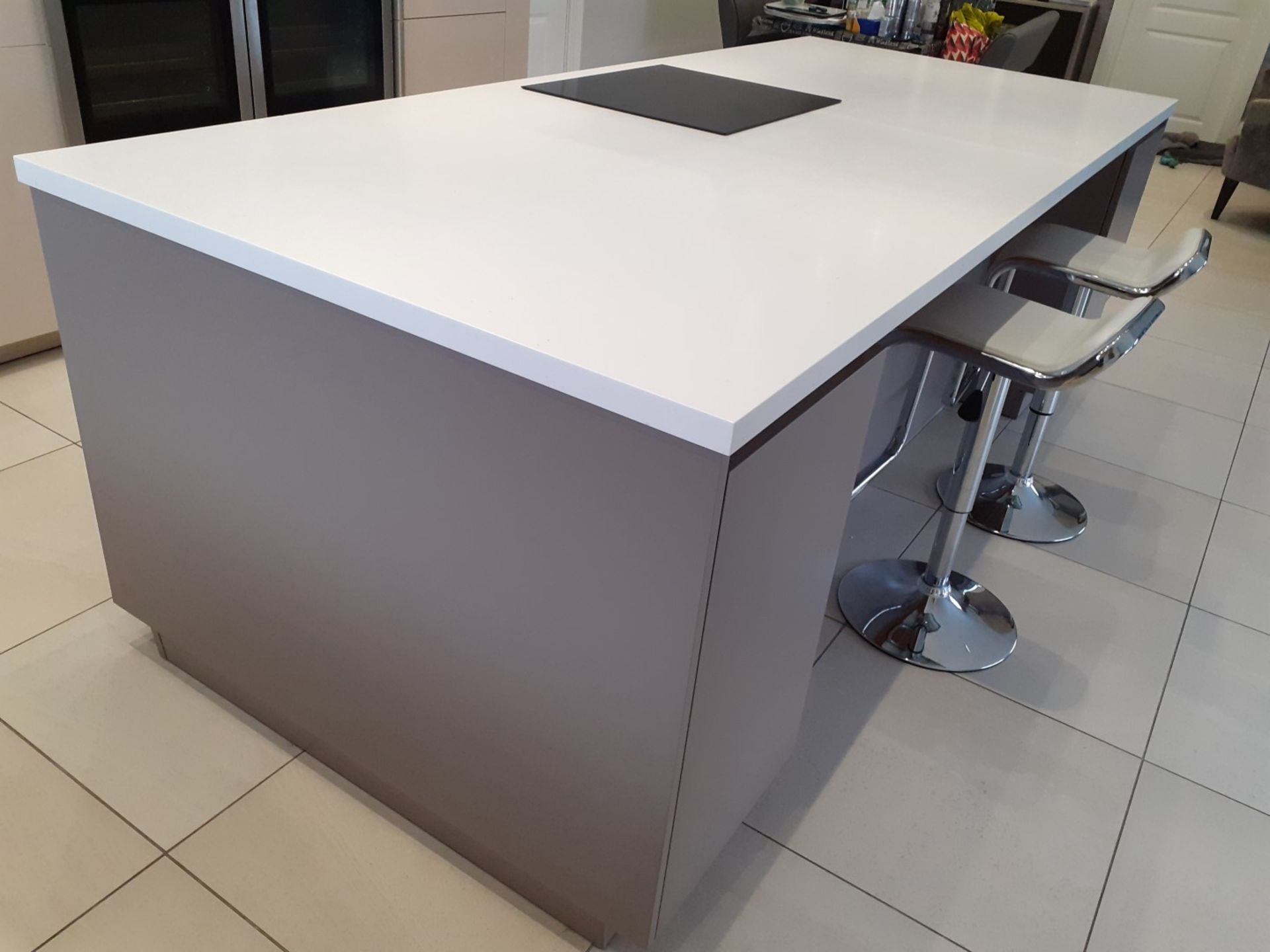 1 x SieMatic Handleless Fitted Kitchen With Intergrated NEFF Appliances, Corian Worktops And Island - Image 14 of 92
