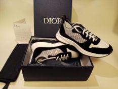DIOR B25 RUNNING SNEAKERS - BRAND NEW - Size 9-9.5 - NO VAT ON THE HAMMER - CL607 - Location: