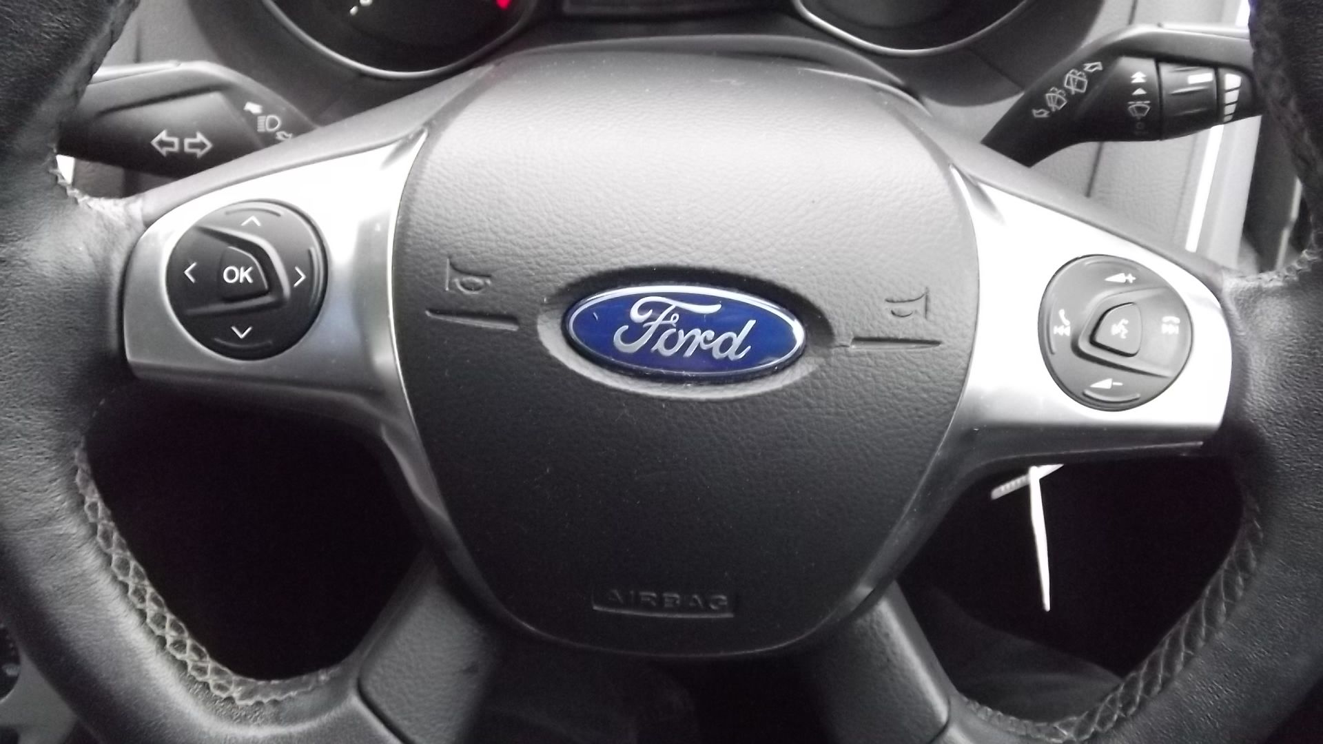 2013 Ford Focus 1.6 TDCi 115 Zetec 5dr Hatchback - CL505 - NO VAT ON THE HAMMER - Location: Corby, N - Image 10 of 21