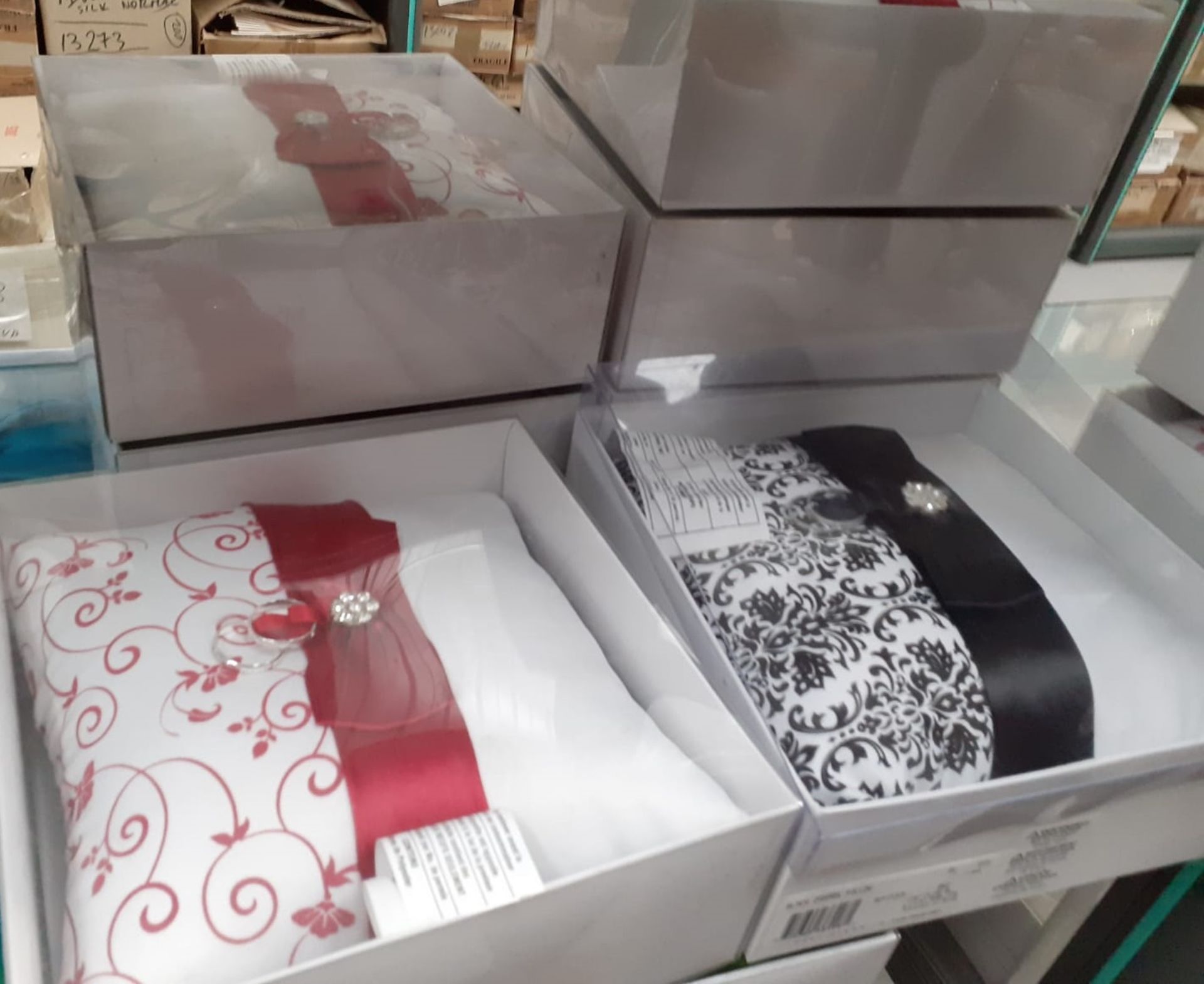 Approx 146 x Lillian Rose Wedding Gift Favours and Giftware - Includes Christian Ring Pillows, Mr - Image 10 of 25