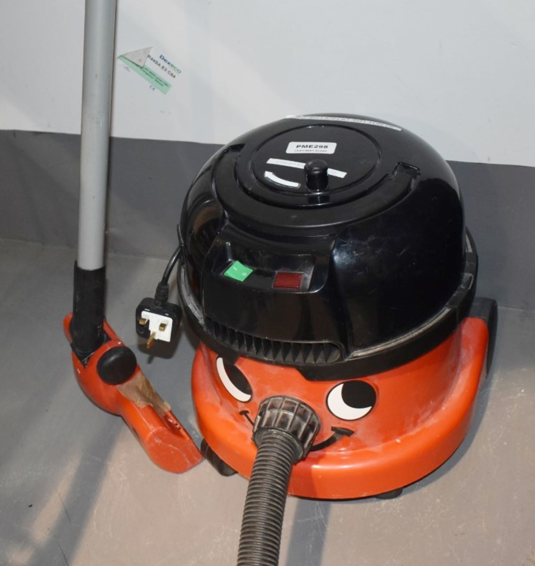 1 x Numatic Henry Vacuum Cleaner PME298