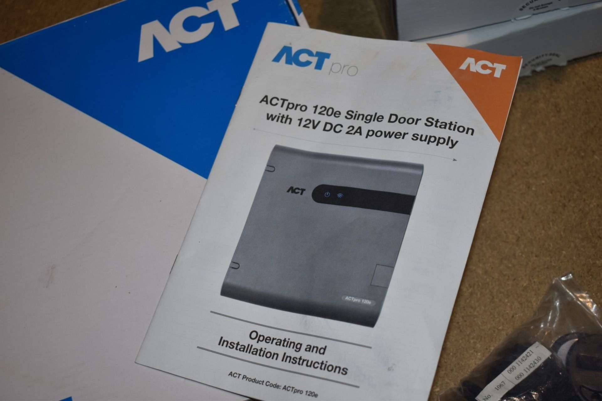 2 x Act Pro 120e Single Door Stations, Key Fobs, Readers, Receivers & More - New Stock - RRP £1,980! - Image 6 of 18