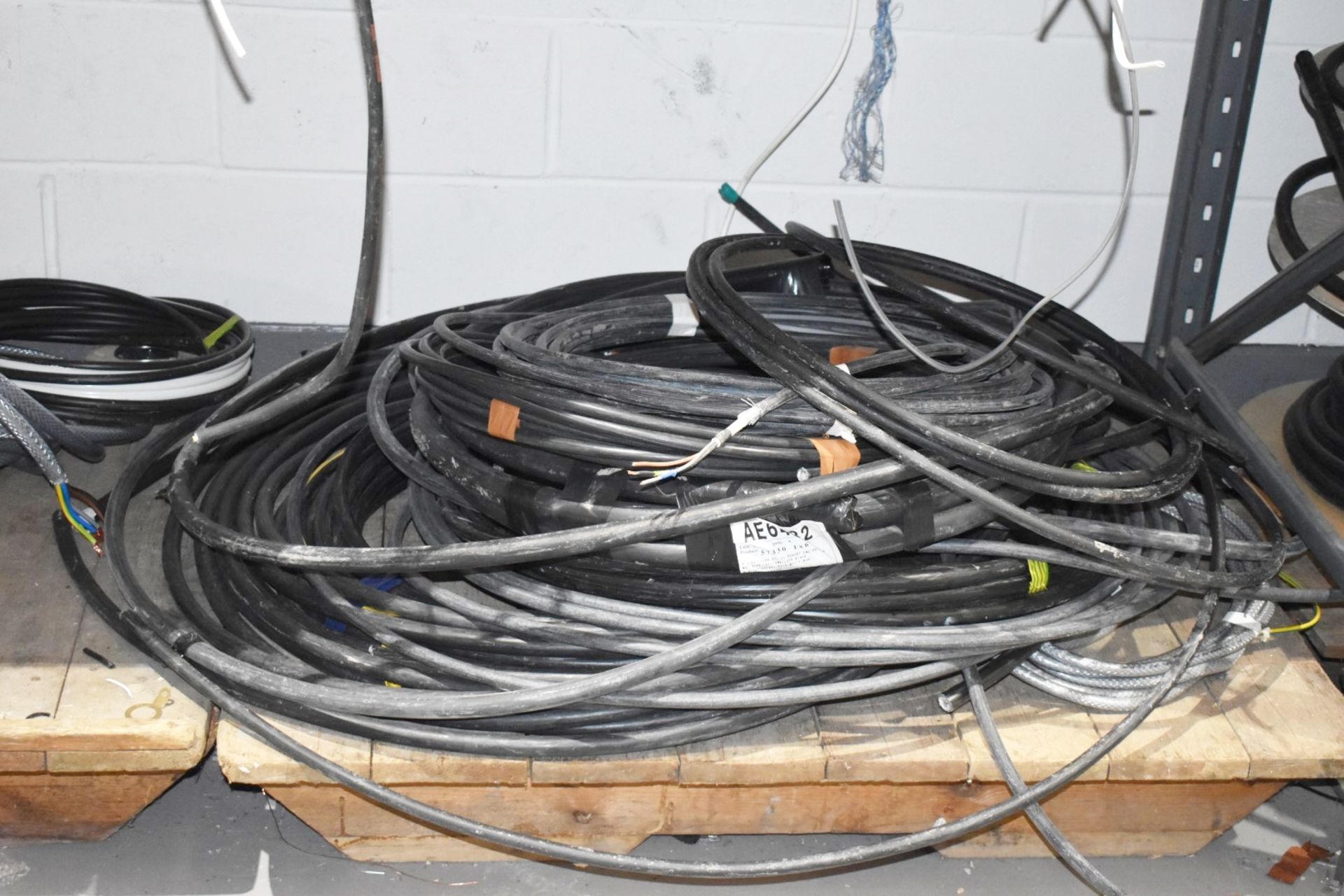 1 x Large Collection of Electrical Wire PME255 - Image 2 of 17