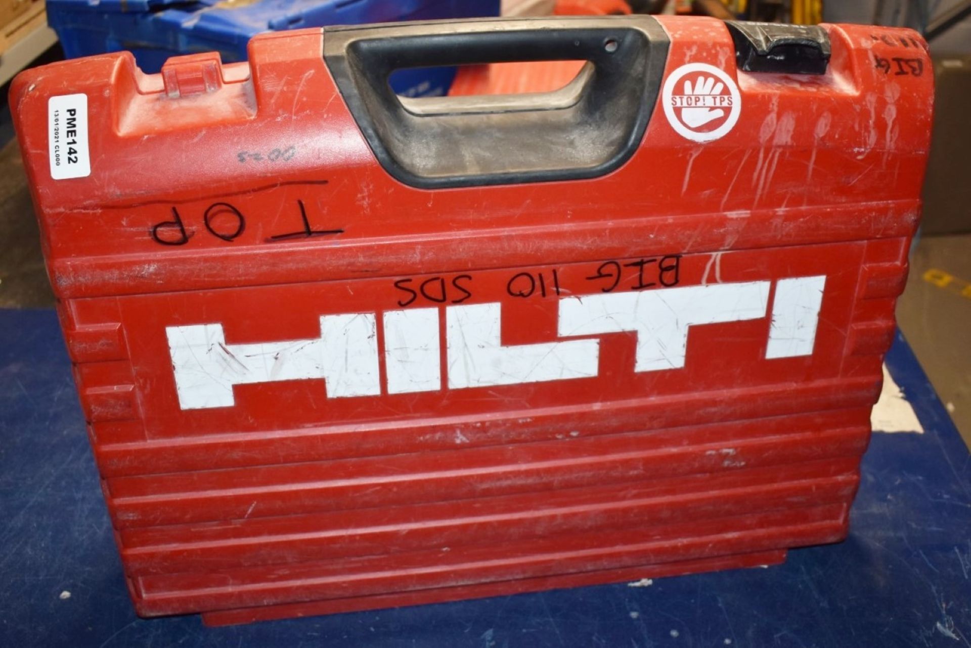 1 x Hilti TE56 110v Rotary Hammer Drill With Various Drill Bits and Carry Case PME142 - Image 2 of 7