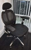 1 x Ergonomical Office Swivel Chair With Head Rest and Arm Rests Height Adjustable SRB178