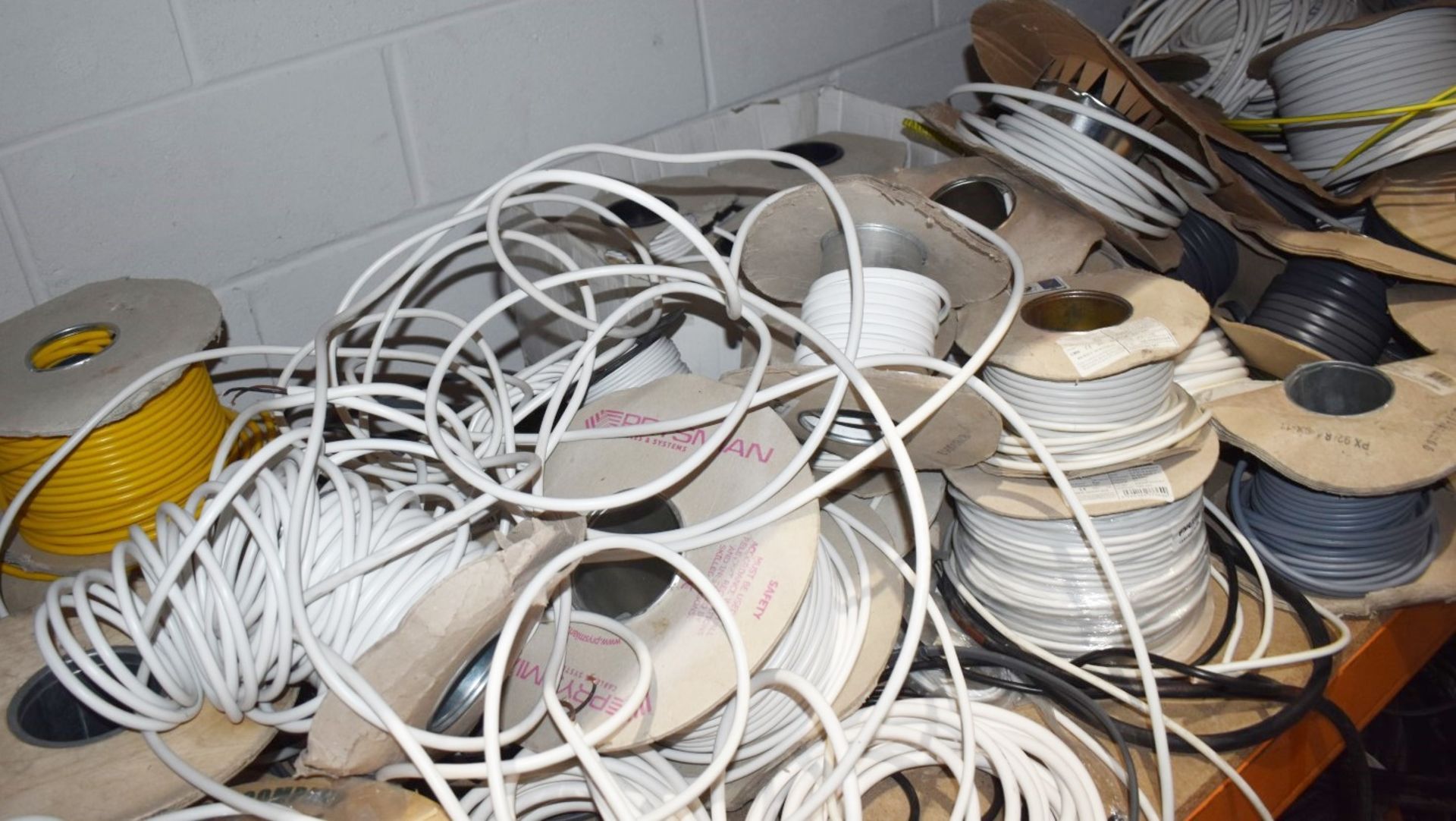 1 x Large Collection of Electrical Wire PME255 - Image 12 of 17