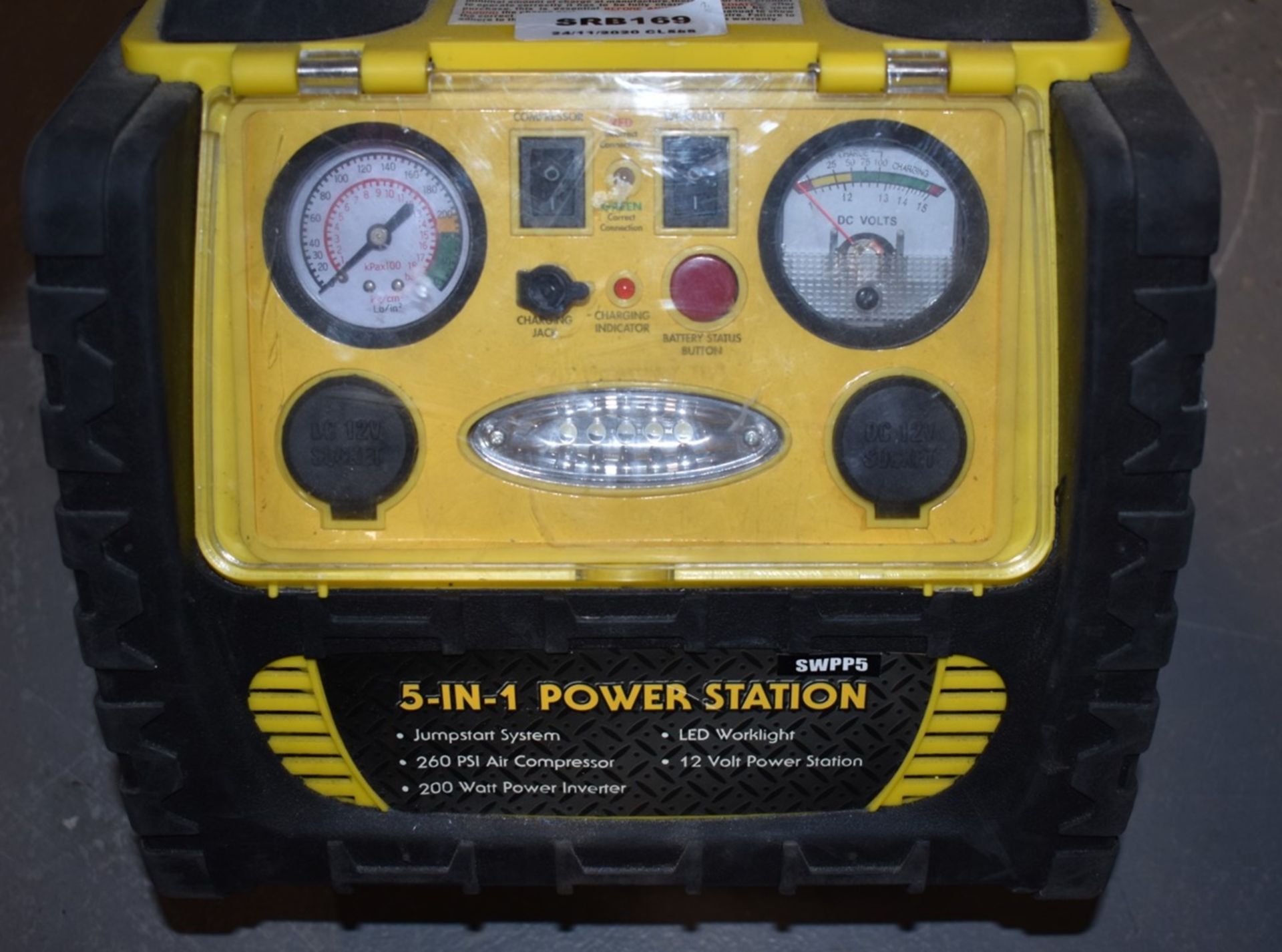 1 x Streetwize 5 in 1 Power Pack Features Jumpstart System, Power Inverter Air Compressor, LED