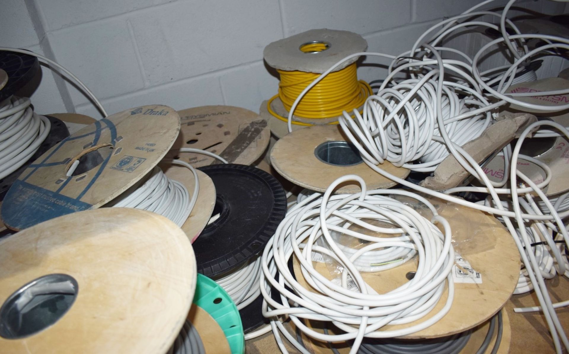 1 x Large Collection of Electrical Wire PME255 - Image 11 of 17