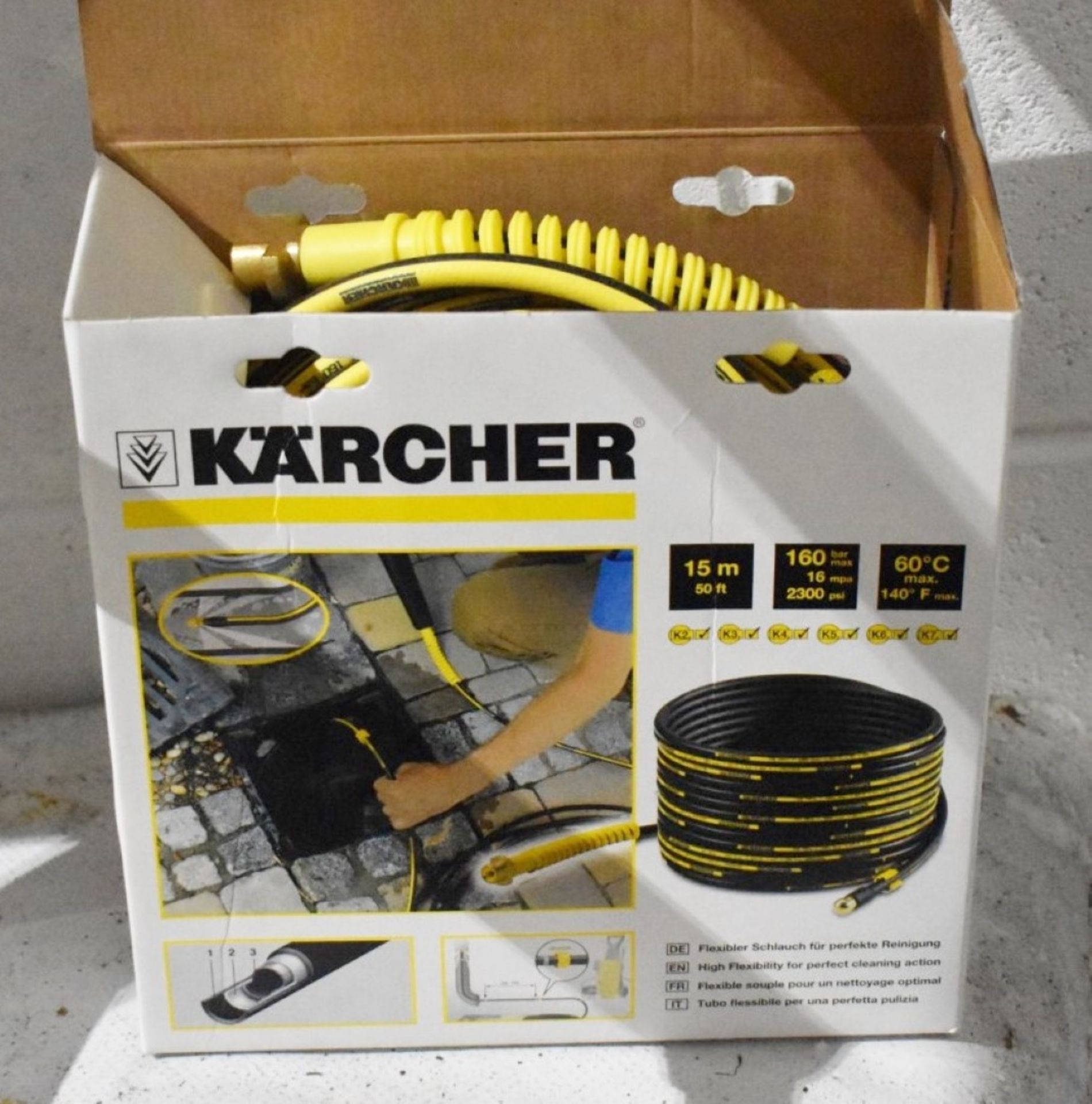 1 x Karcher K3 Pressure Washer With Accessories SRB137 - Image 5 of 6