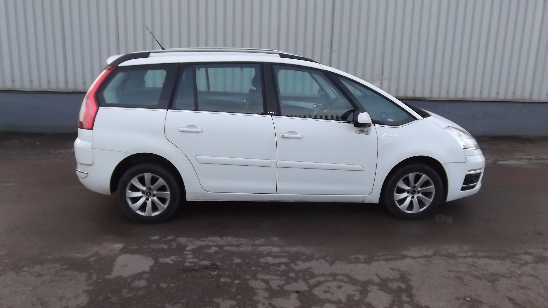 2011 Citroen C4 Grand Picasso Vtr+ Hdi E5 5Dr MPV - Full Service History - CL505 - NO VAT ON THE HAM - Image 11 of 13