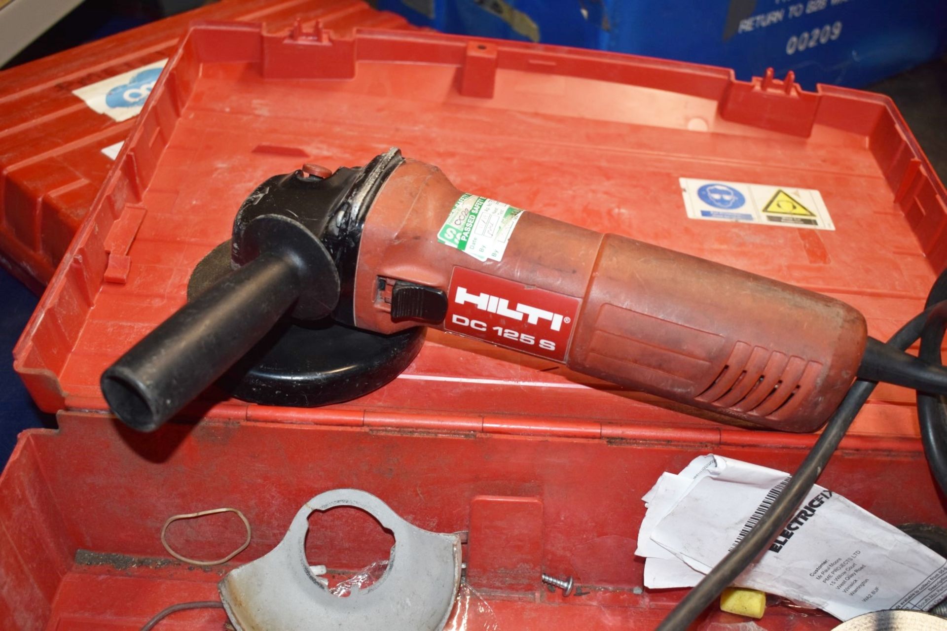 1 x Hilti DC 125S 110v Angle Grinder With Case PME128 - Image 4 of 6