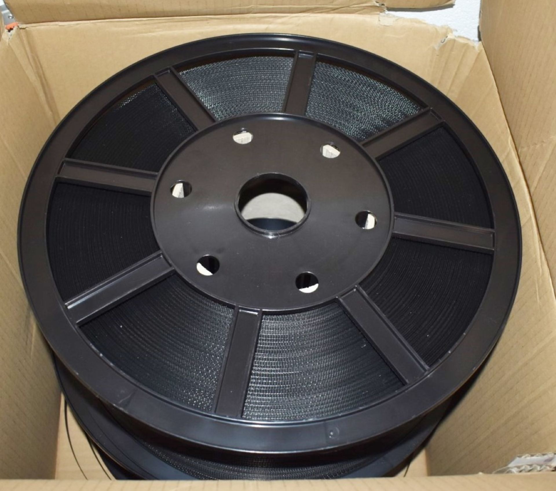 4 x Reels of Pallet Strapping Includes 4 x 2000m Reels - Image 4 of 6