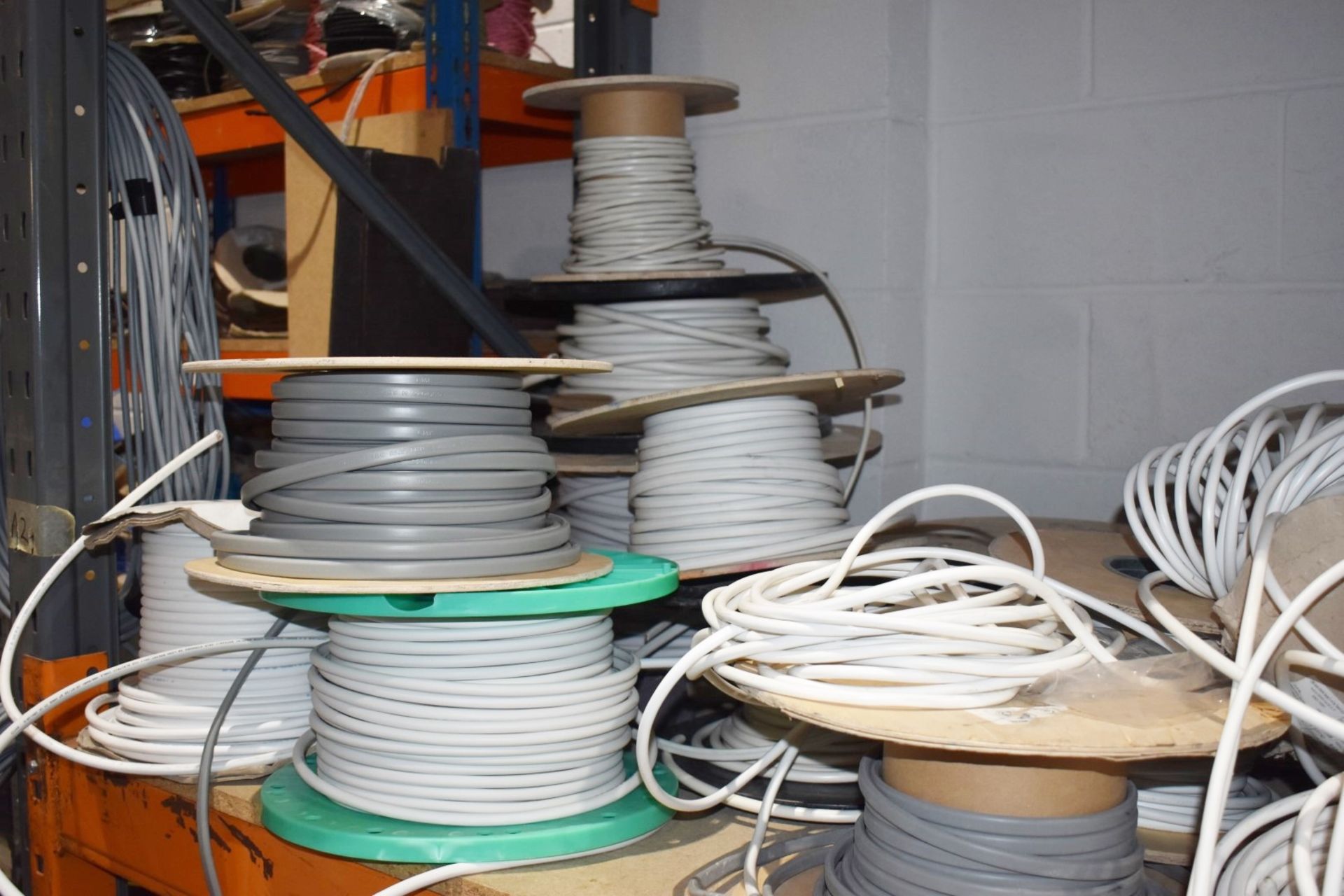 1 x Large Collection of Electrical Wire PME255 - Image 10 of 17