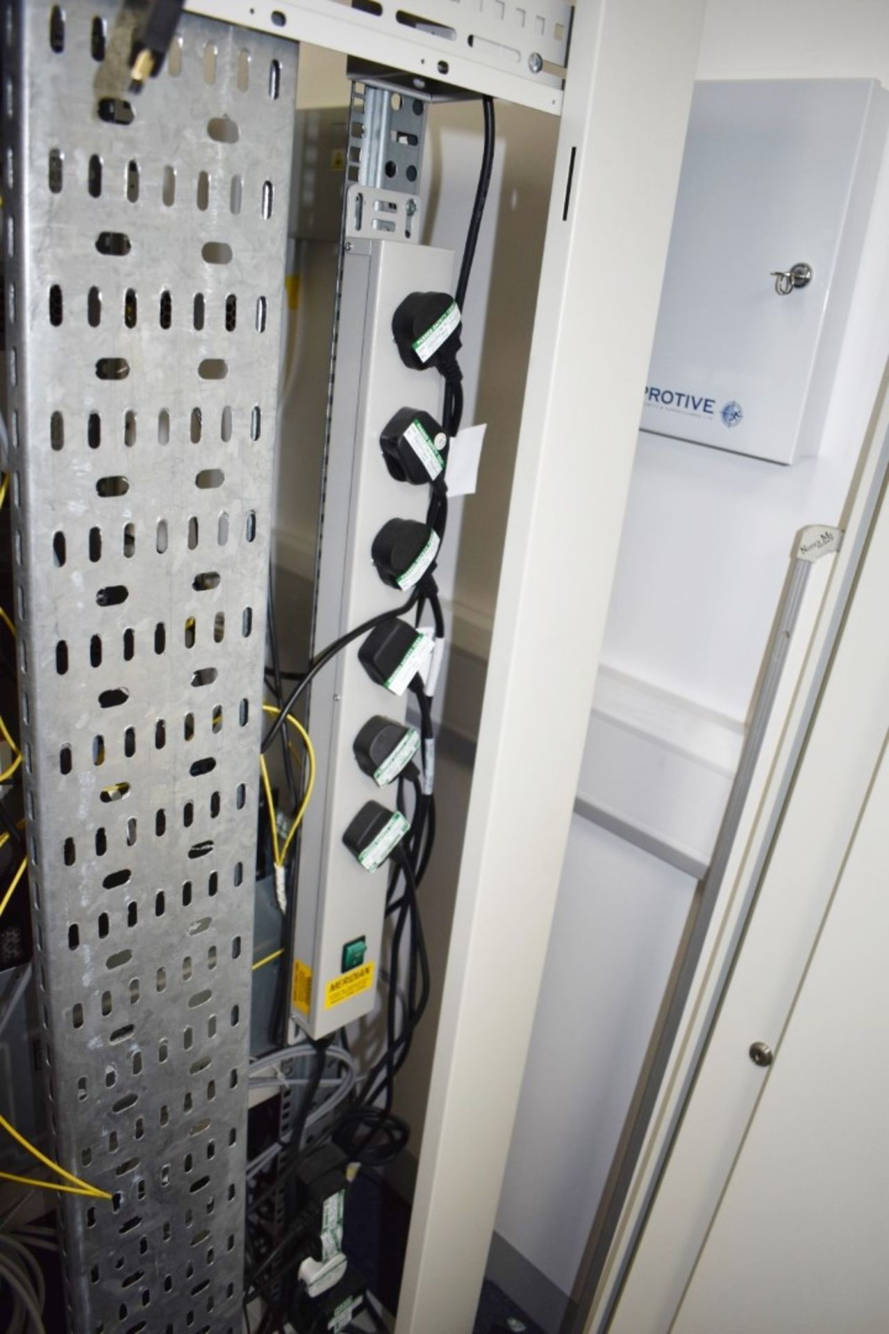1 x Server DATA Rack Cabinet With Dell Power Edge T420 Server, Cisco 2921, Alcatel OS6250-8M, Adva - Image 7 of 22
