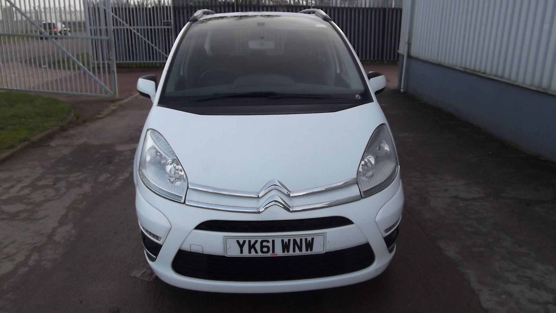 2011 Citroen C4 Grand Picasso Vtr+ Hdi E5 5Dr MPV - Full Service History - CL505 - NO VAT ON THE HAM - Image 2 of 13