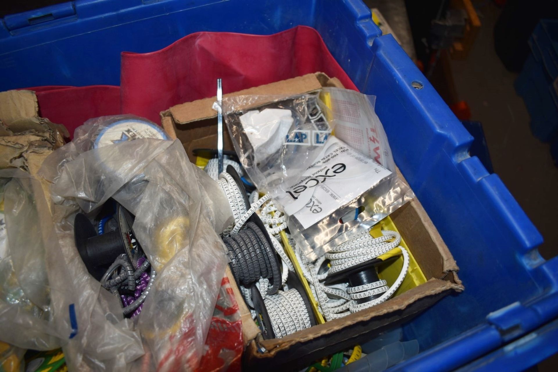 1 x Storage Crate Containing Large Quantity of Cable Markers - Image 3 of 8