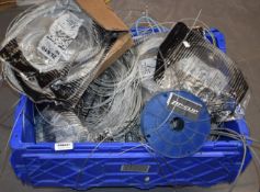 1 x Large Quantity With Zip Lock Suspension Wire With Storage Container PME246