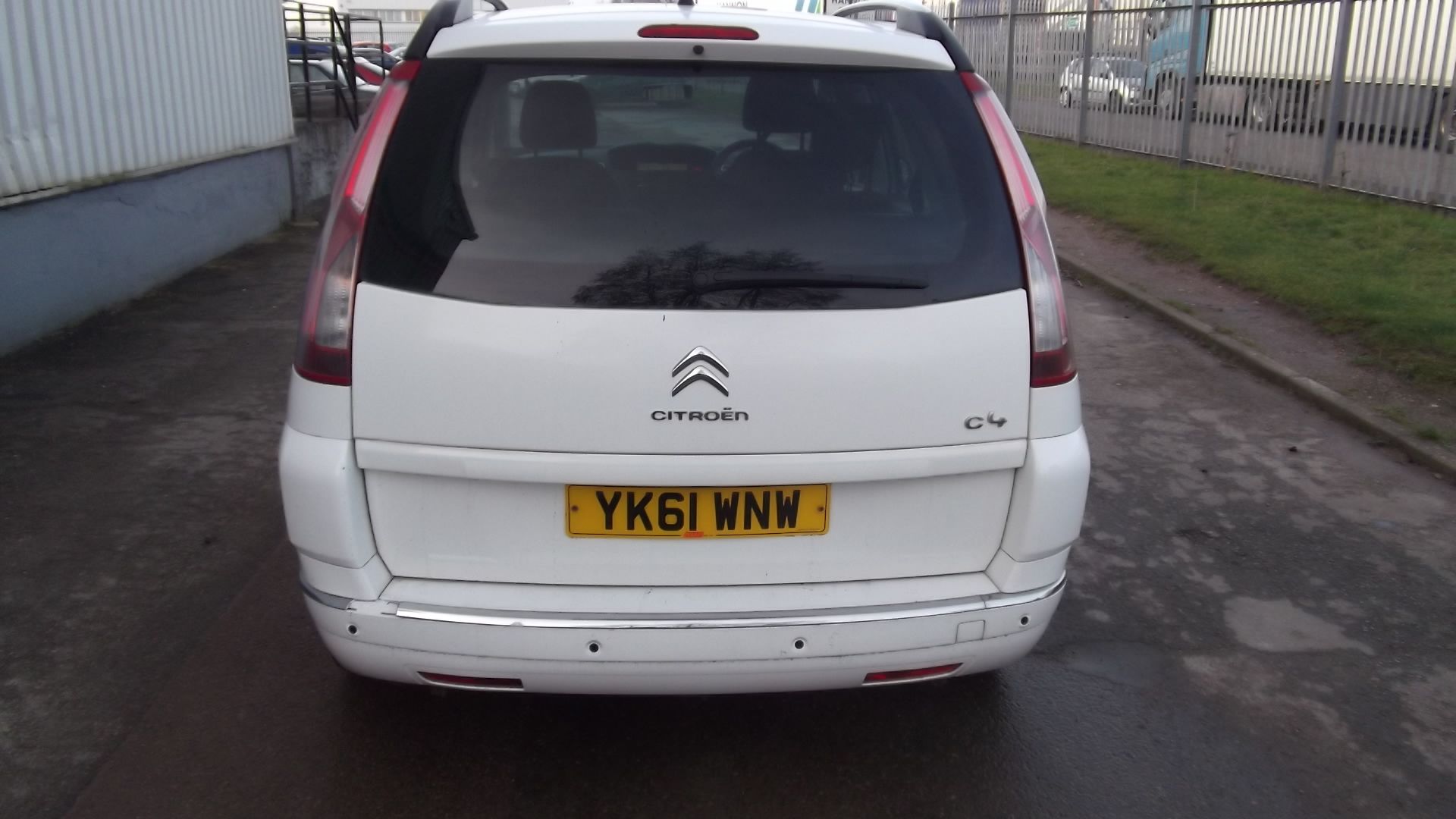 2011 Citroen C4 Grand Picasso Vtr+ Hdi E5 5Dr MPV - Full Service History - CL505 - NO VAT ON THE HAM - Image 8 of 13