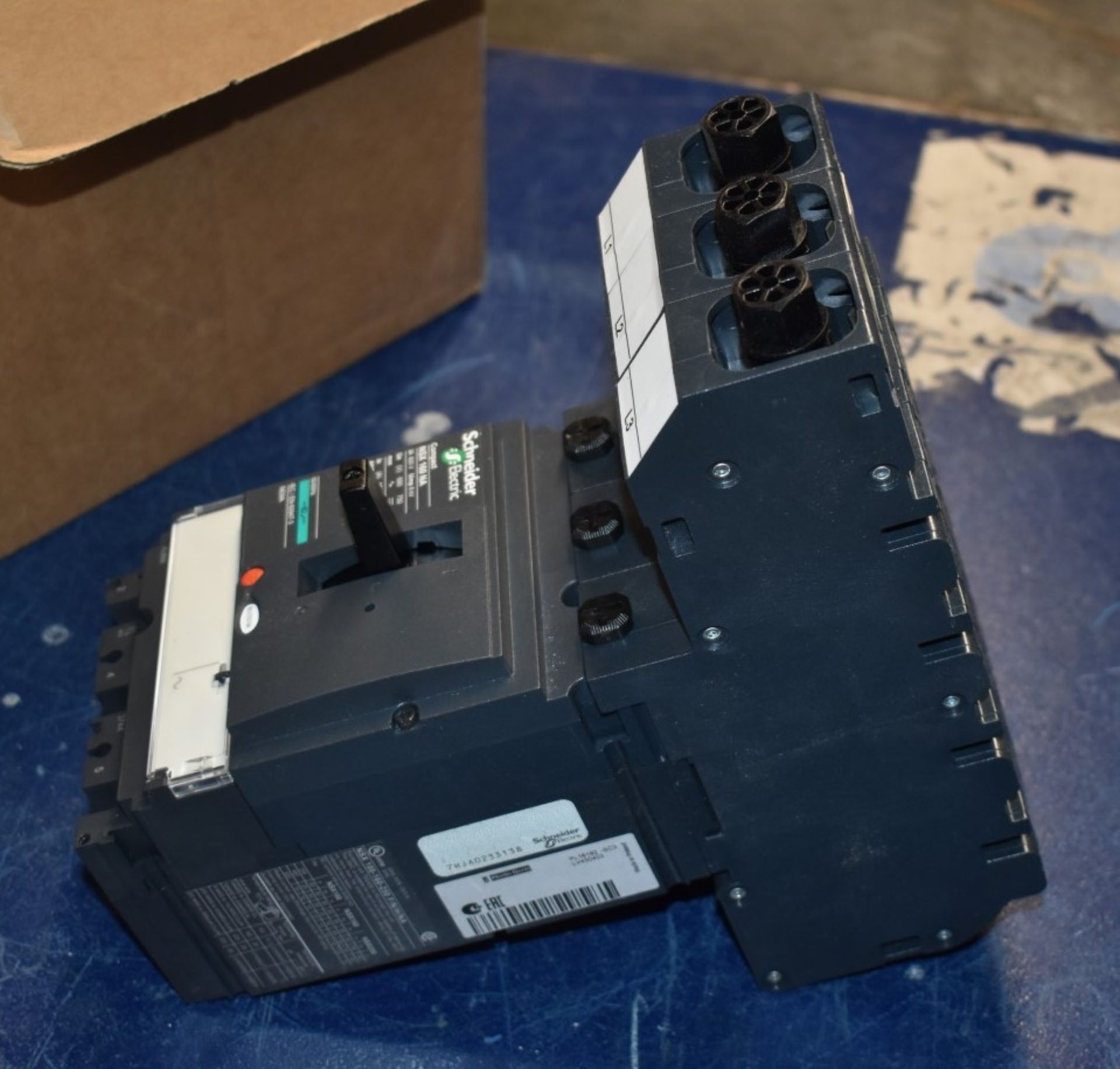 1 x Schneider Compact NSX Switch Disconnector Model MGP1603NAX NSX 160 NA Unused - Image 2 of 8
