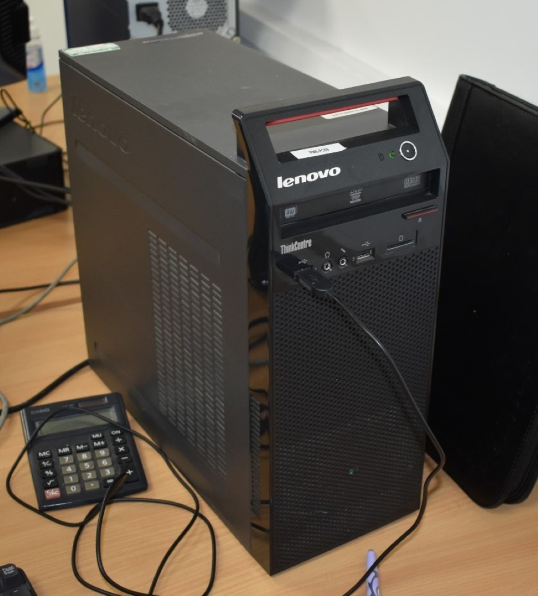 1 x Lenovo Desktop Computer Features an Intel i34130 Processor With 8gb Ram Includes Monitor - Image 2 of 3