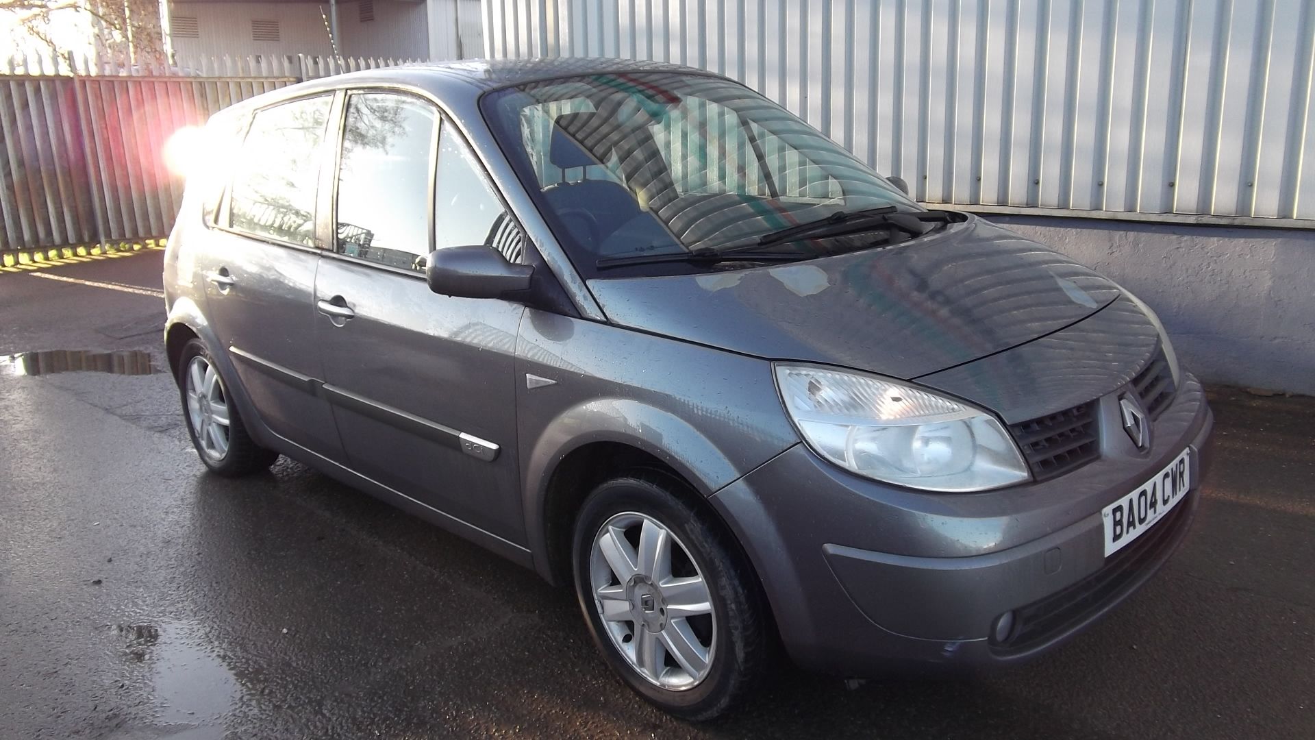 2004 Renault Scenic 1.5 dCi Dynamique MPV 5dr - CL505 - NO VAT ON THE HAMMER - Location: Corby, - Image 3 of 13