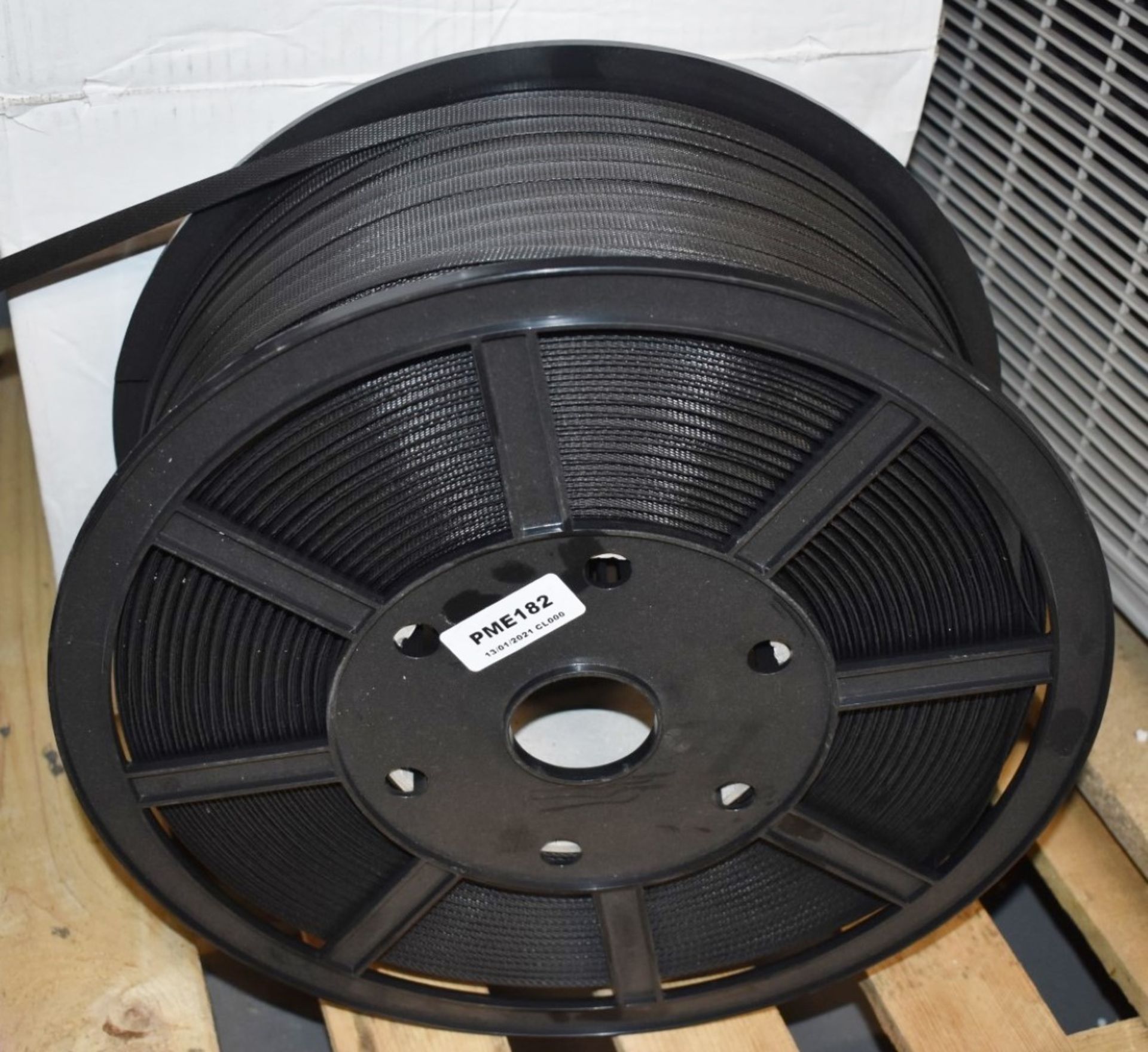 4 x Reels of Pallet Strapping Includes 4 x 2000m Reels