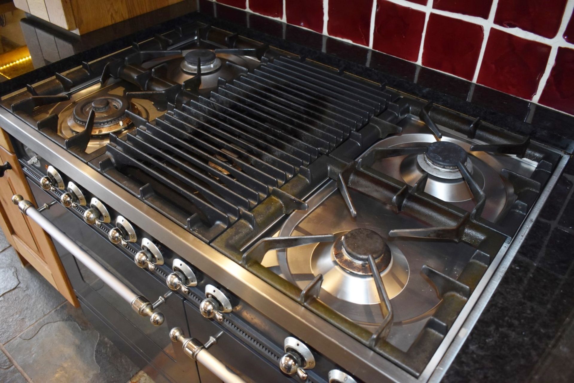 1 x Britannia 100cm Range Cooker With Griddle and Hotplate - G20 Gas - Location: Macclesfield - Image 13 of 17