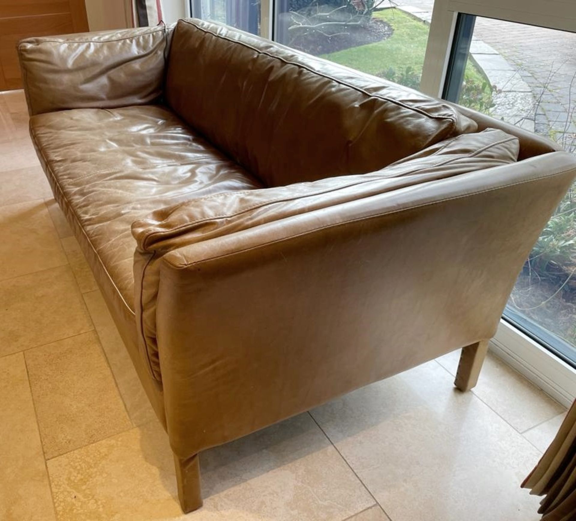 1 x Tan Leather Sofa - Dimensions: L177 x D80 x H65, Seat 45cm - NO VAT ON THE HAMMER - Preowned - - Image 2 of 5