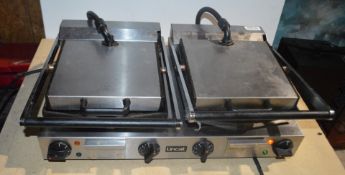 1 x Lincat Lynx 400 Electric Counter-top Twin Contact Grill - Model LCG2 - RRP £700 - Smooth Upper &