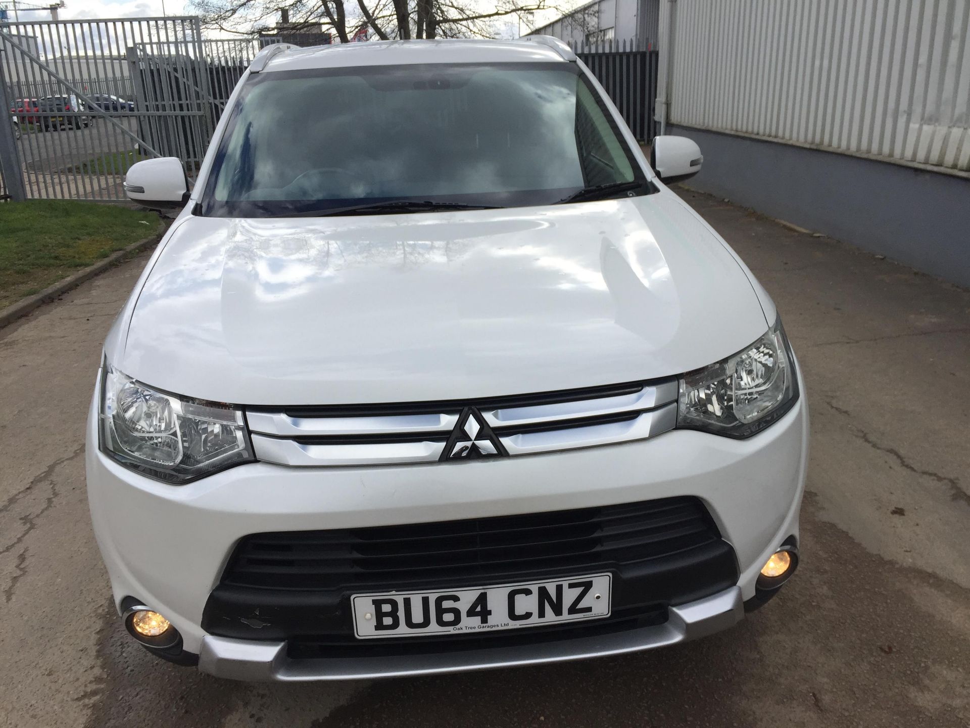 2014 Mitsubishi Outlander Gx3 Di-D 2.3 5Dr SUV - CL505 - NO VAT ON THE HAMMER - Locatio - Image 8 of 20