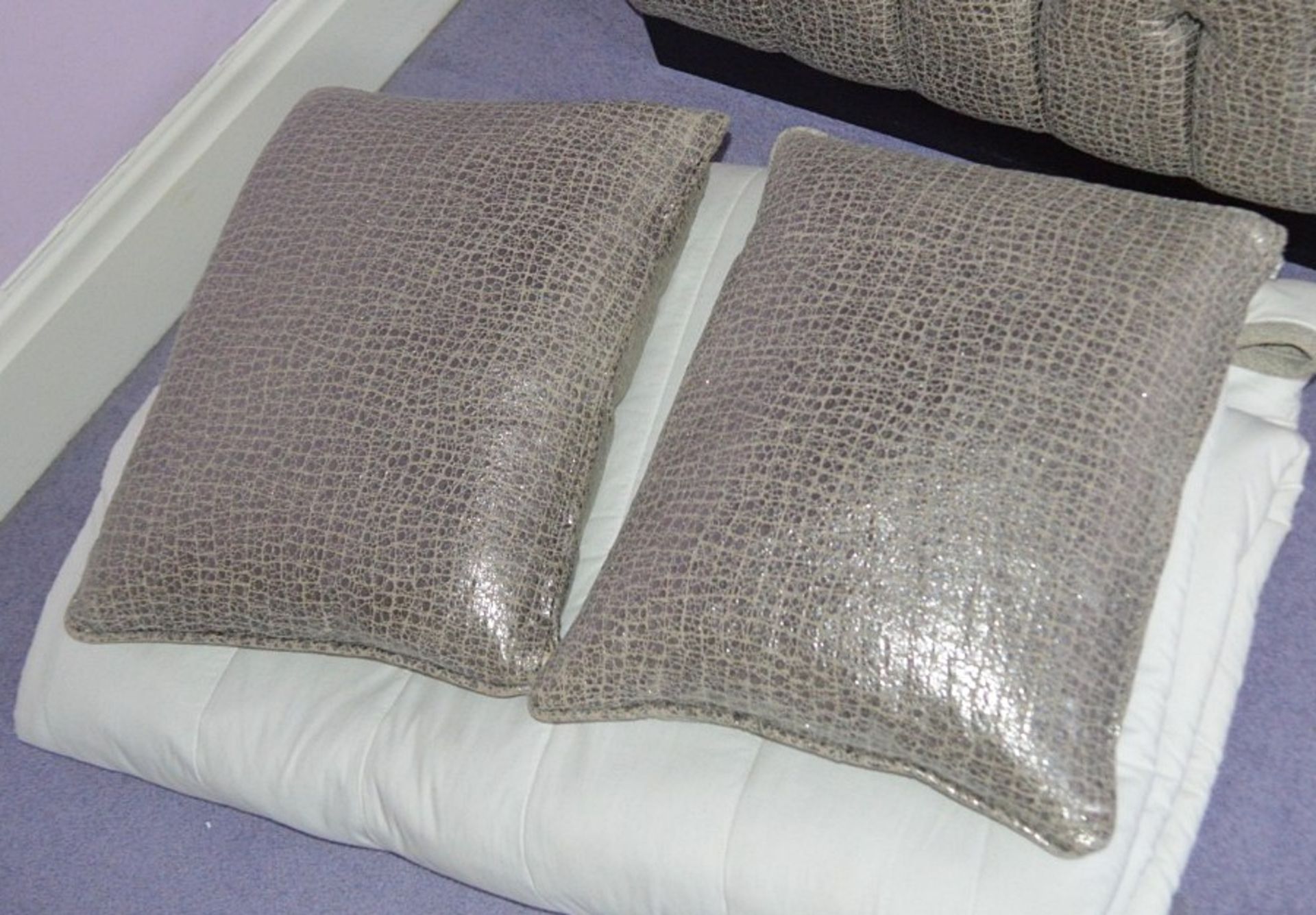 1 x Button Back Footstool In Silver With 2 x Matching Cushions - Dimensions: H45 x W78 x D40cm - Image 2 of 2