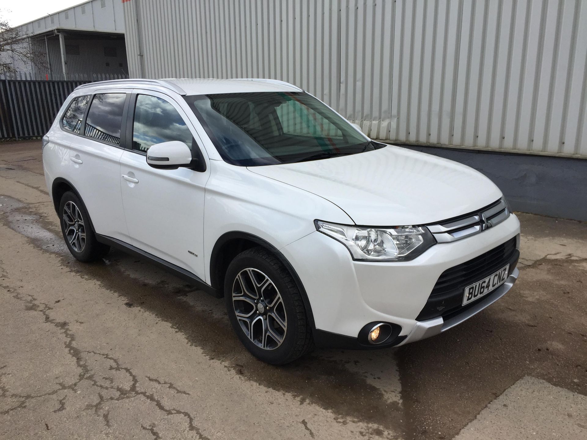 2014 Mitsubishi Outlander Gx3 Di-D 2.3 5Dr SUV - CL505 - NO VAT ON THE HAMMER - Locatio