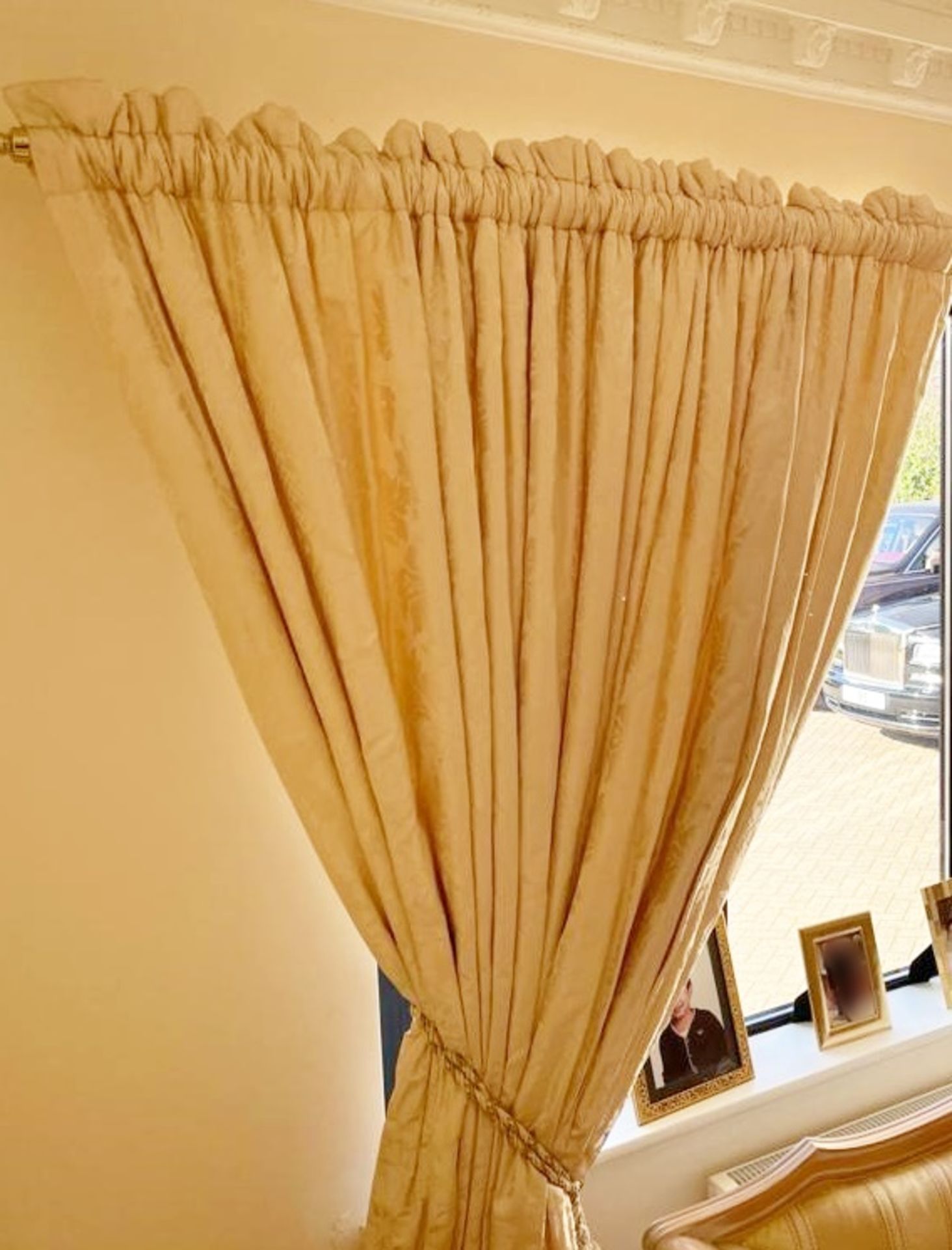 1 x Pair of Fabric Curtains With Blackout Liner and Brass Curtain Rail - Height 220 x Pole Length - Image 11 of 15