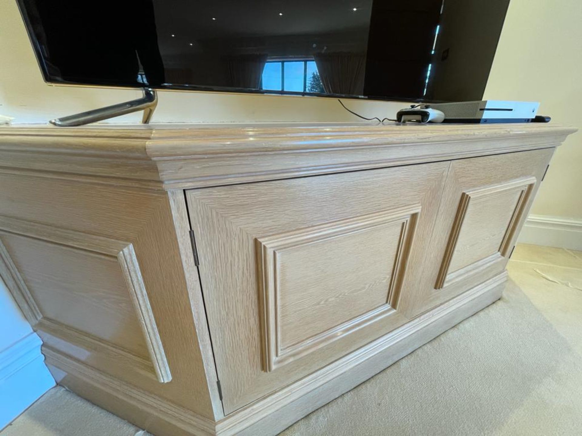 1 x Solid Beech Corner TV Cabinet - NO VAT ON THE HAMMER - CL636 - Location: Poynton, Cheshire, - Image 7 of 8