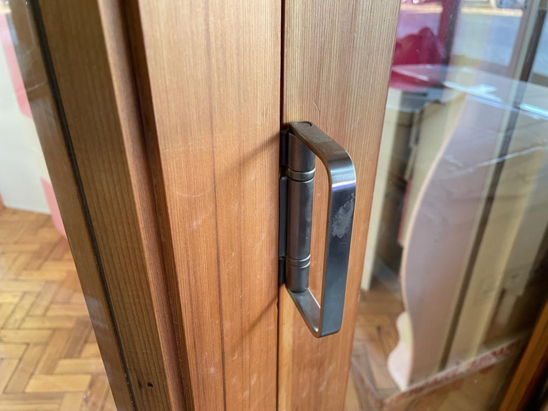 Set of 4 x Solid Wood Bi-Folding Internal Doors - NO VAT ON HAMMER - CL638 - Location: Bolton BL6 - Image 5 of 13