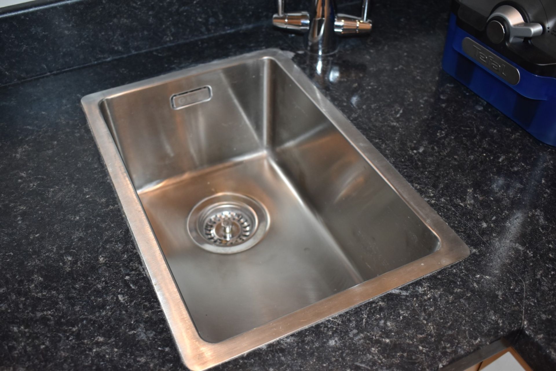 1 x Bespoke Handmade Framed Fitted Kitchen Utility Room By Matthew Marsden Furniture - Features Hand - Image 8 of 17