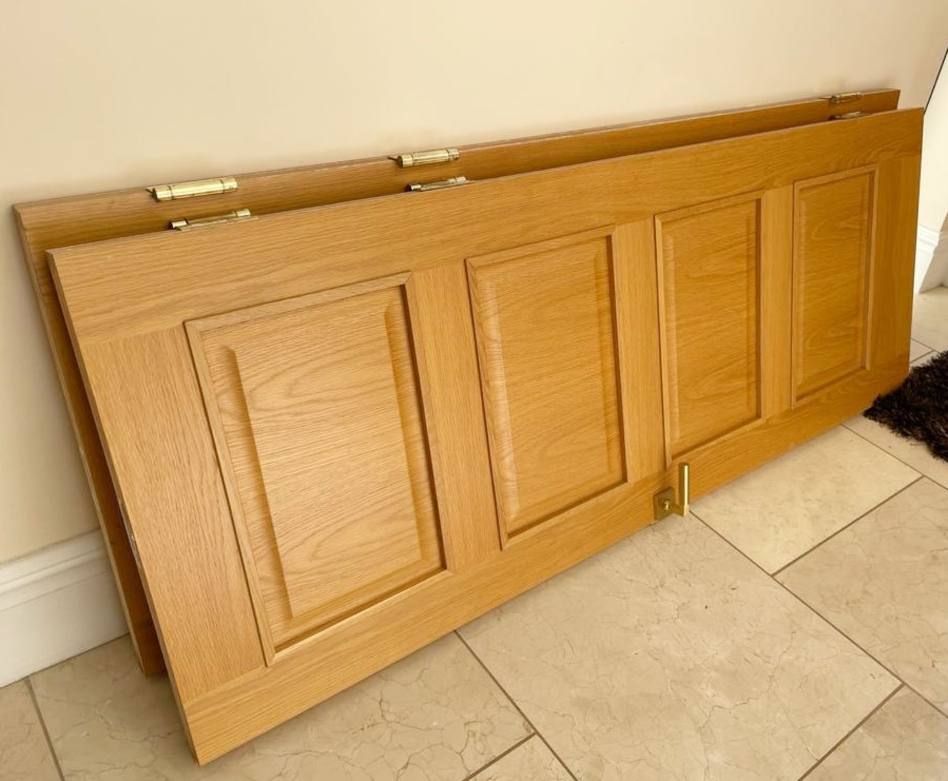 6 x Roble Solid Oak Internal Single Doors - 35mm Thickness - NO VAT ON THE HAMMER - Complete With