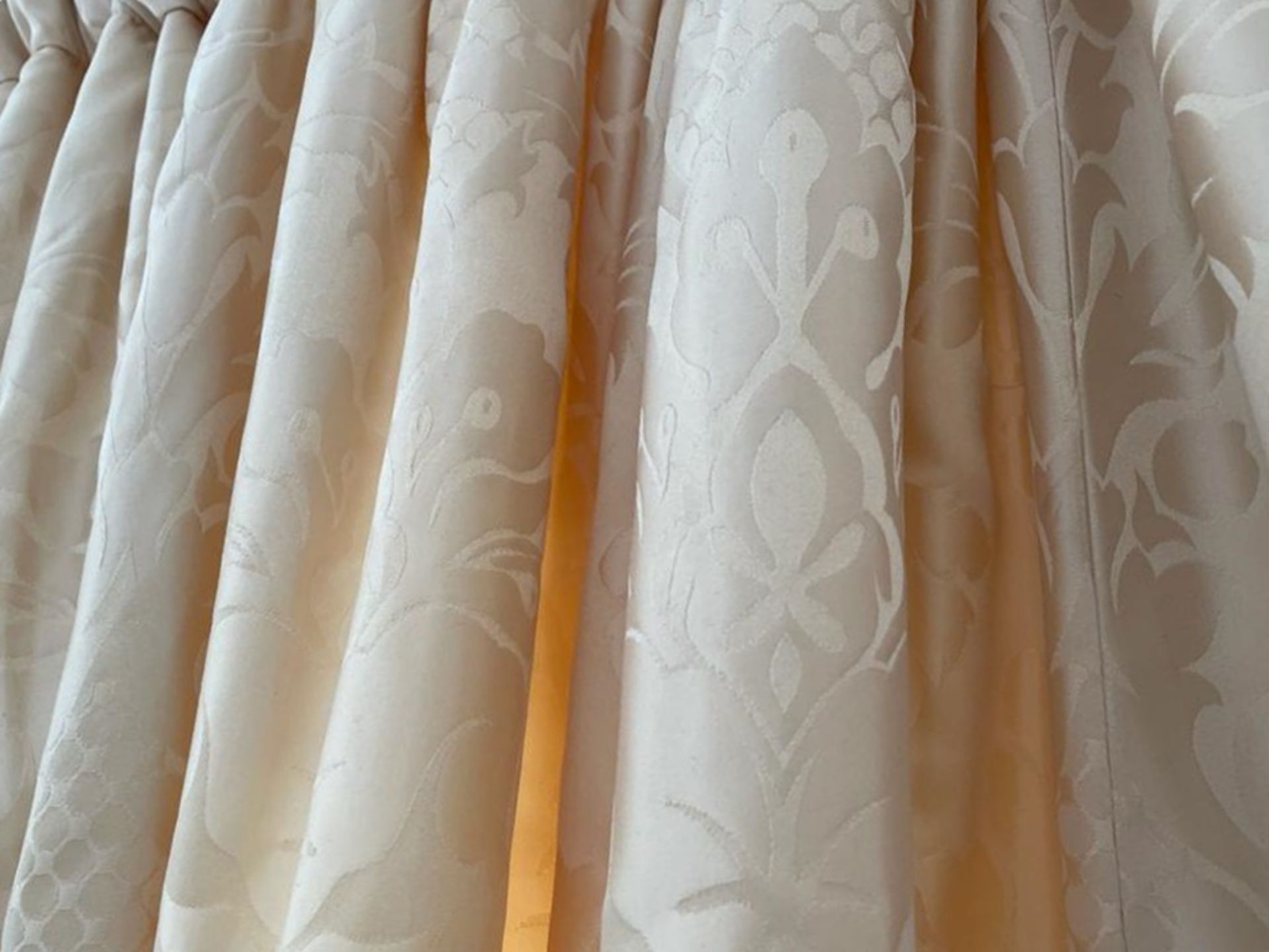 1 x Pair of Fabric Curtains With Blackout Liner and Brass Curtain Rail - Height 220 x Pole Length - Image 9 of 15