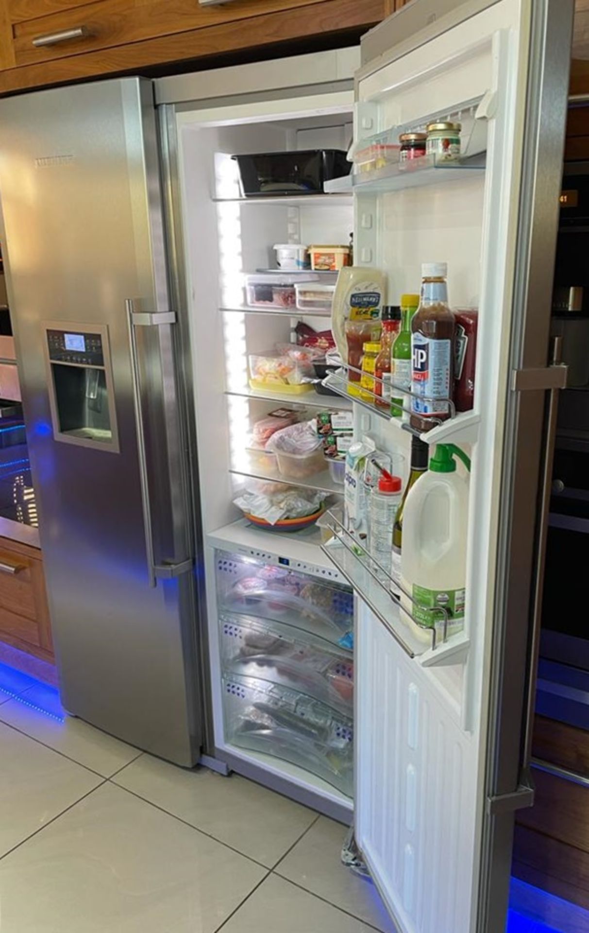 1 x LIEBHERR No-Frost 121cm Side By Side American Style Fridge Freezer - Location: Bolton BL6 - Image 5 of 11