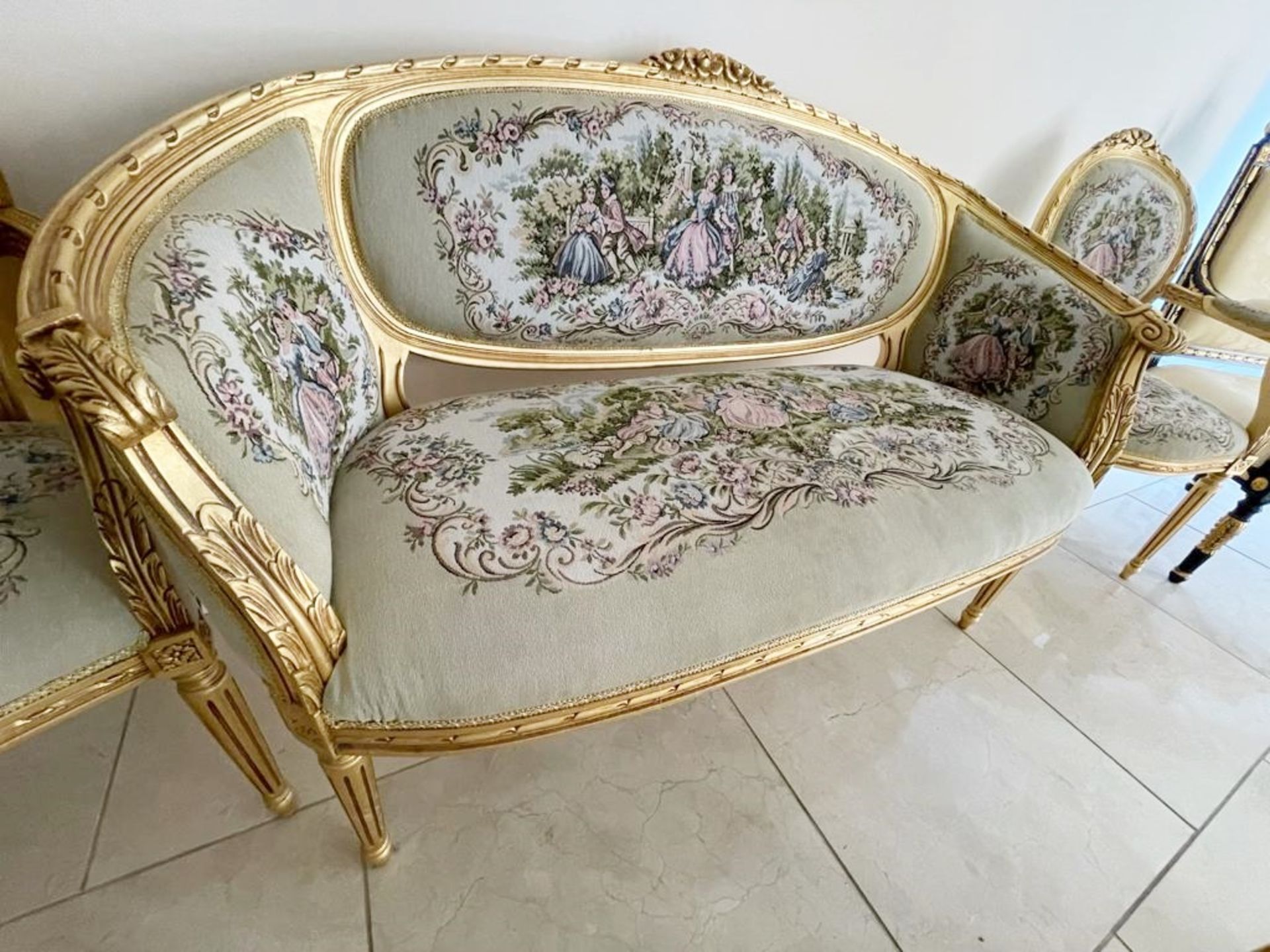 1 x Louis XVI French Style Three-Piece Salon Suite With Tapestry Upholstery and Carved Gold - Image 34 of 37