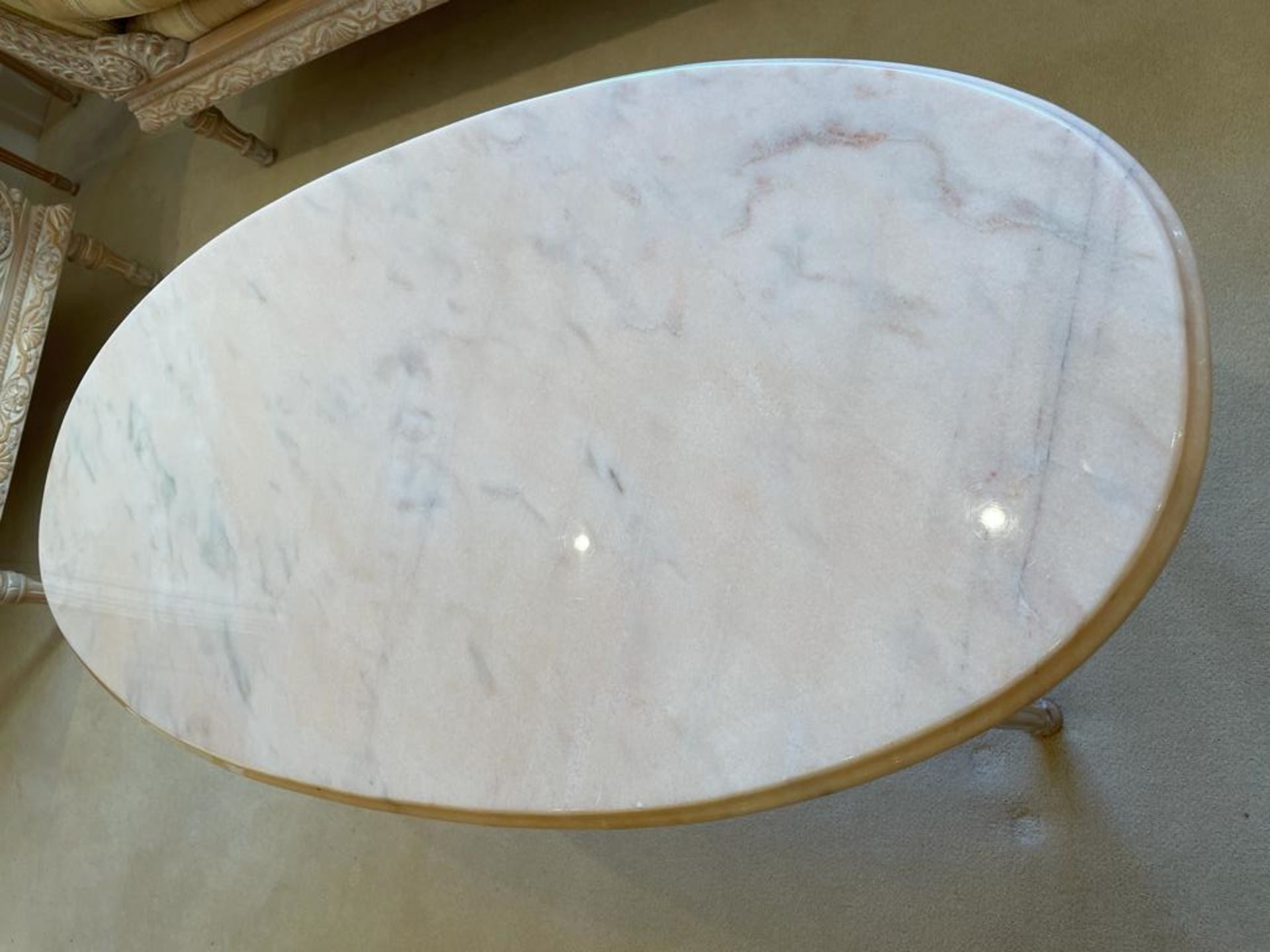 1 x French Shabby Chic Oval Coffee Table With Marble Top and Ornate Carved Base - Size: H50 x W118 x - Image 9 of 12