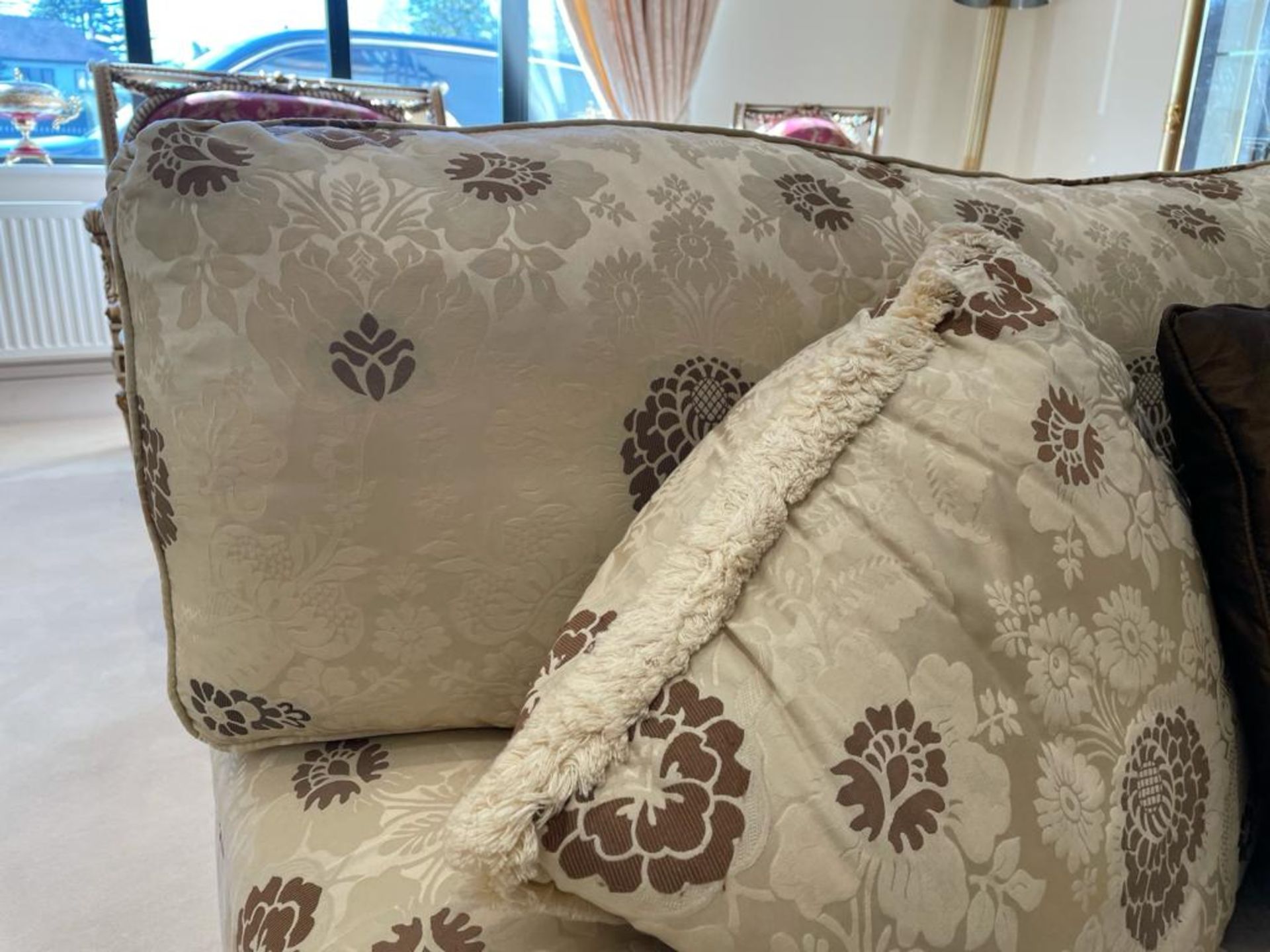 1 x Voluptuous Two Seater Sofa With Removable Bespoke Fabric Covers and Scatter Cushions - NO VAT ON - Image 7 of 9